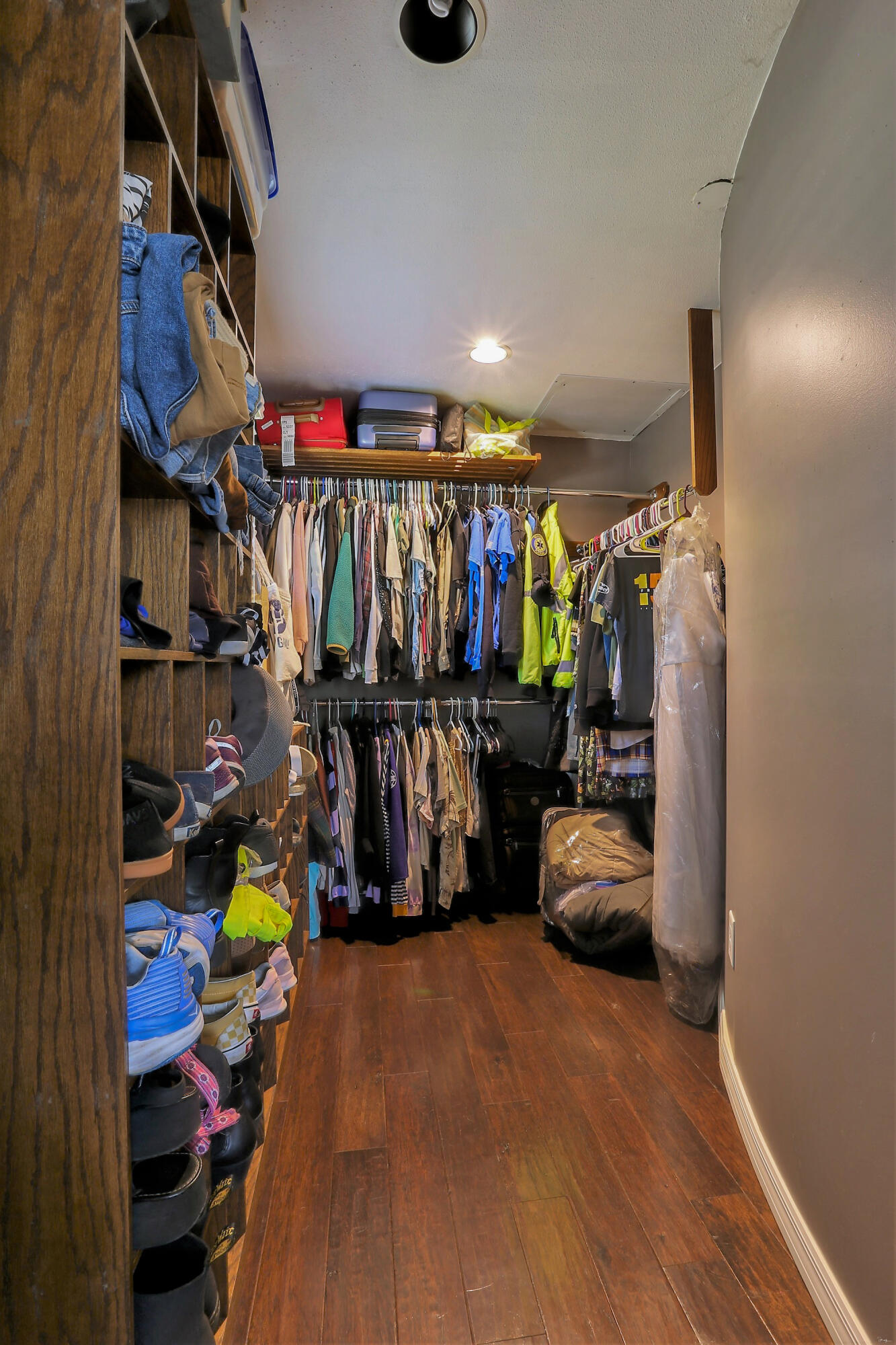 SHALIMAR PARK - Residential