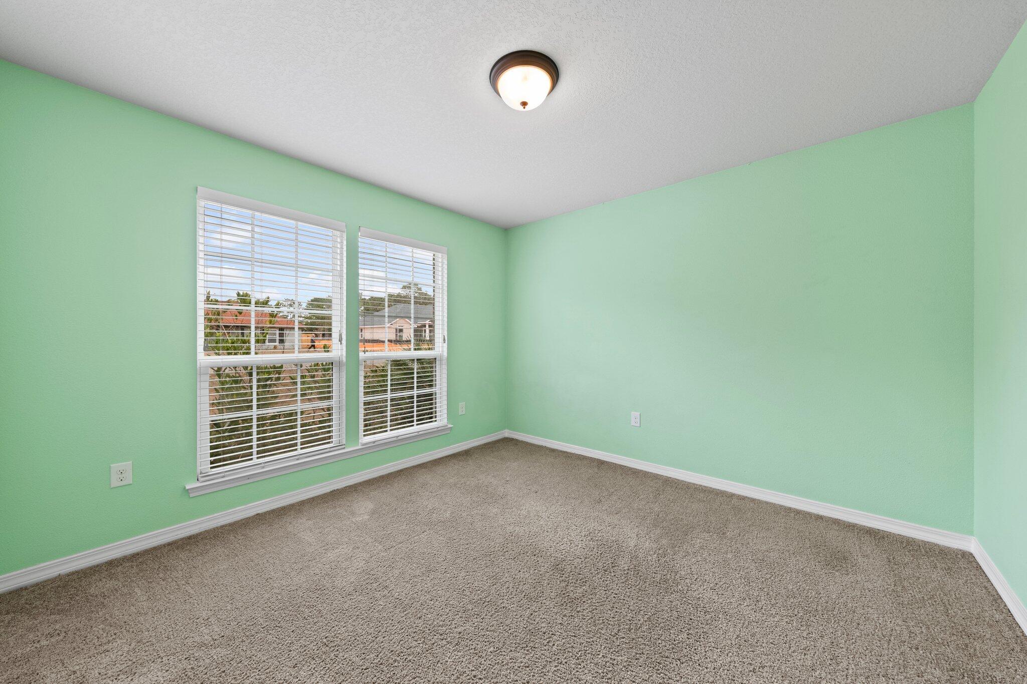 NAVARRE S/D 2ND ADDN - Residential Lease