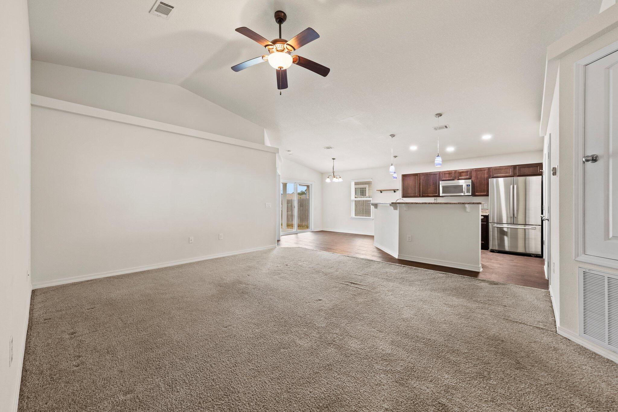 NAVARRE S/D 2ND ADDN - Residential Lease