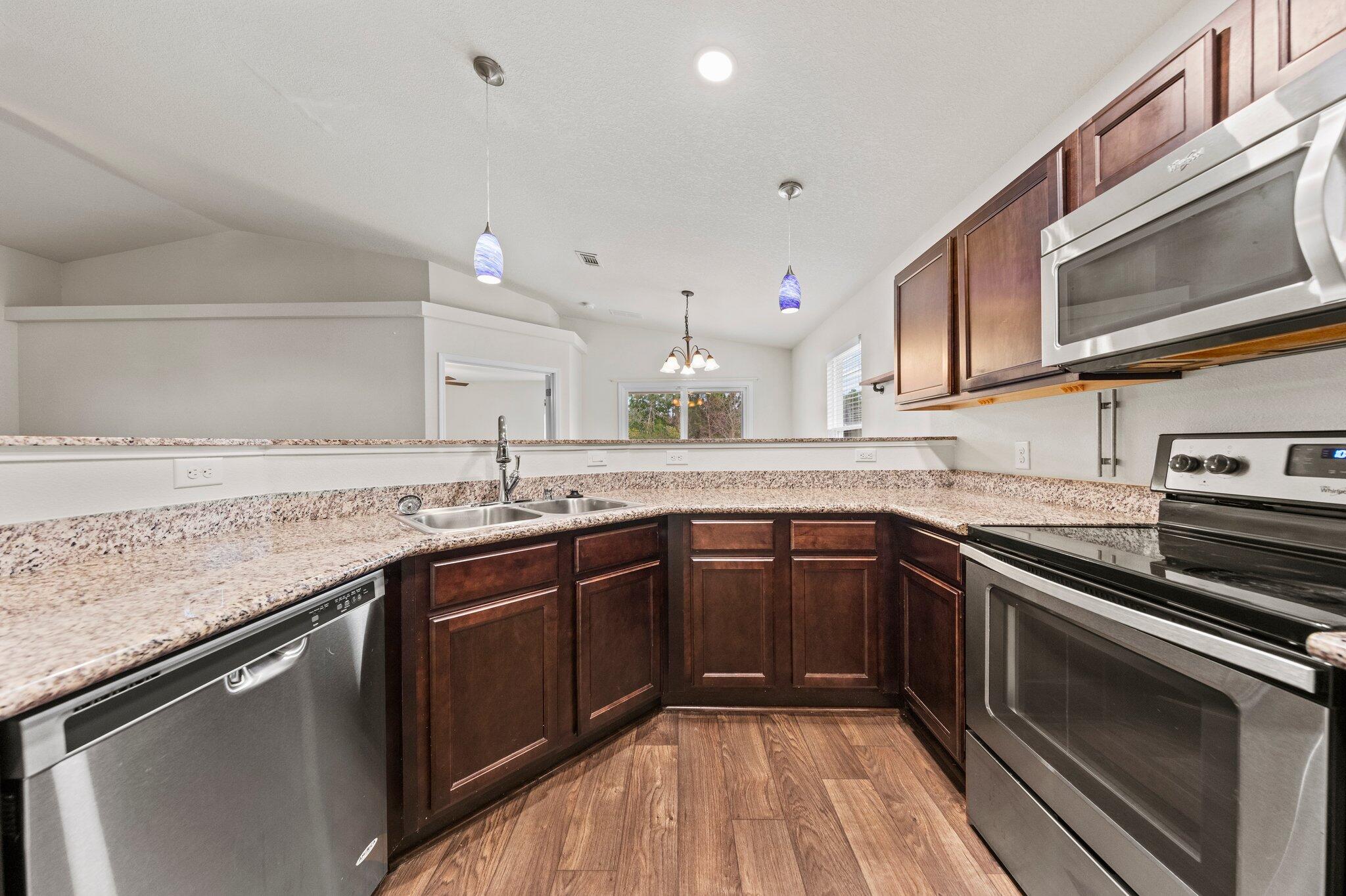 NAVARRE S/D 2ND ADDN - Residential Lease