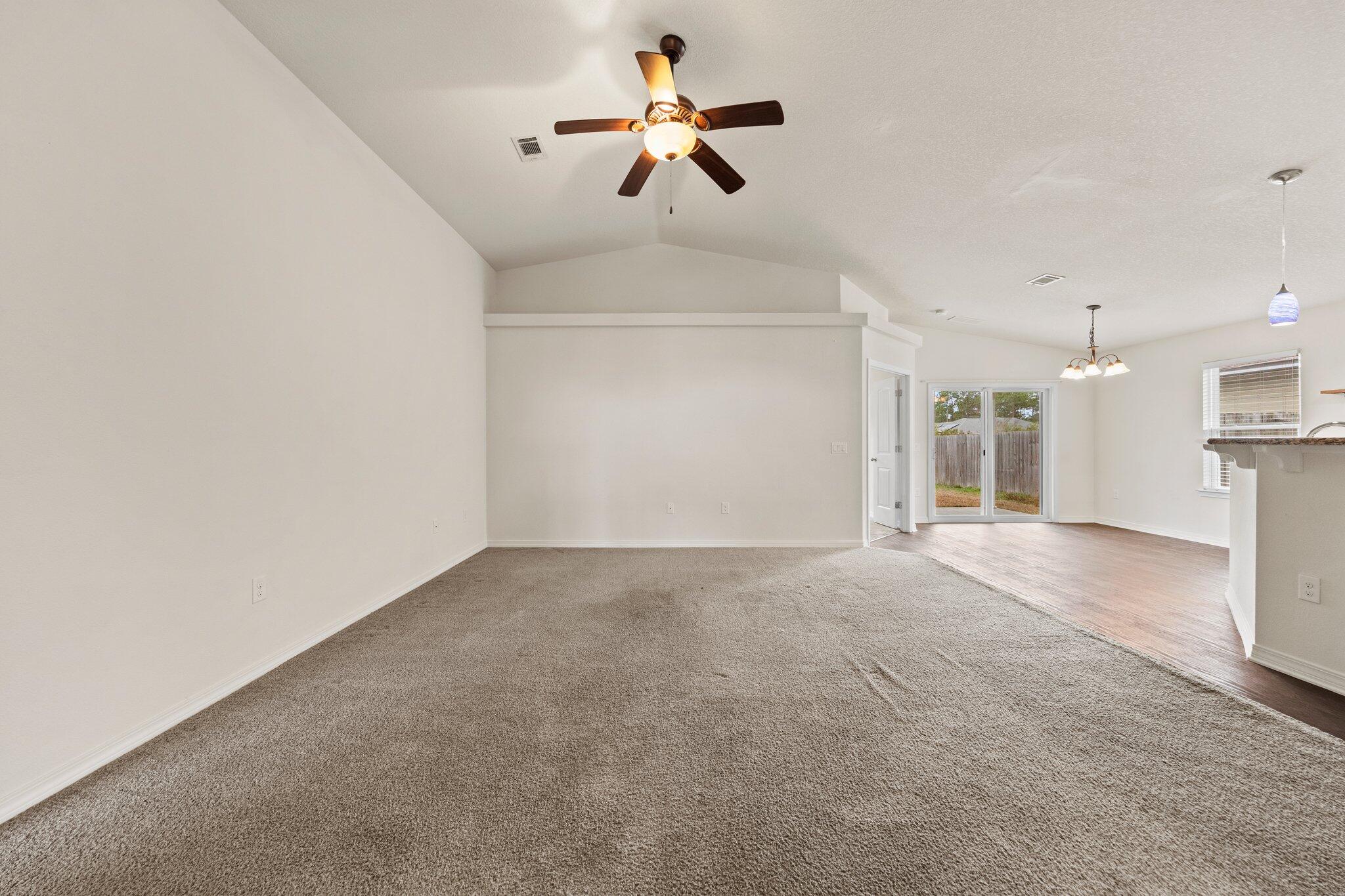 NAVARRE S/D 2ND ADDN - Residential Lease