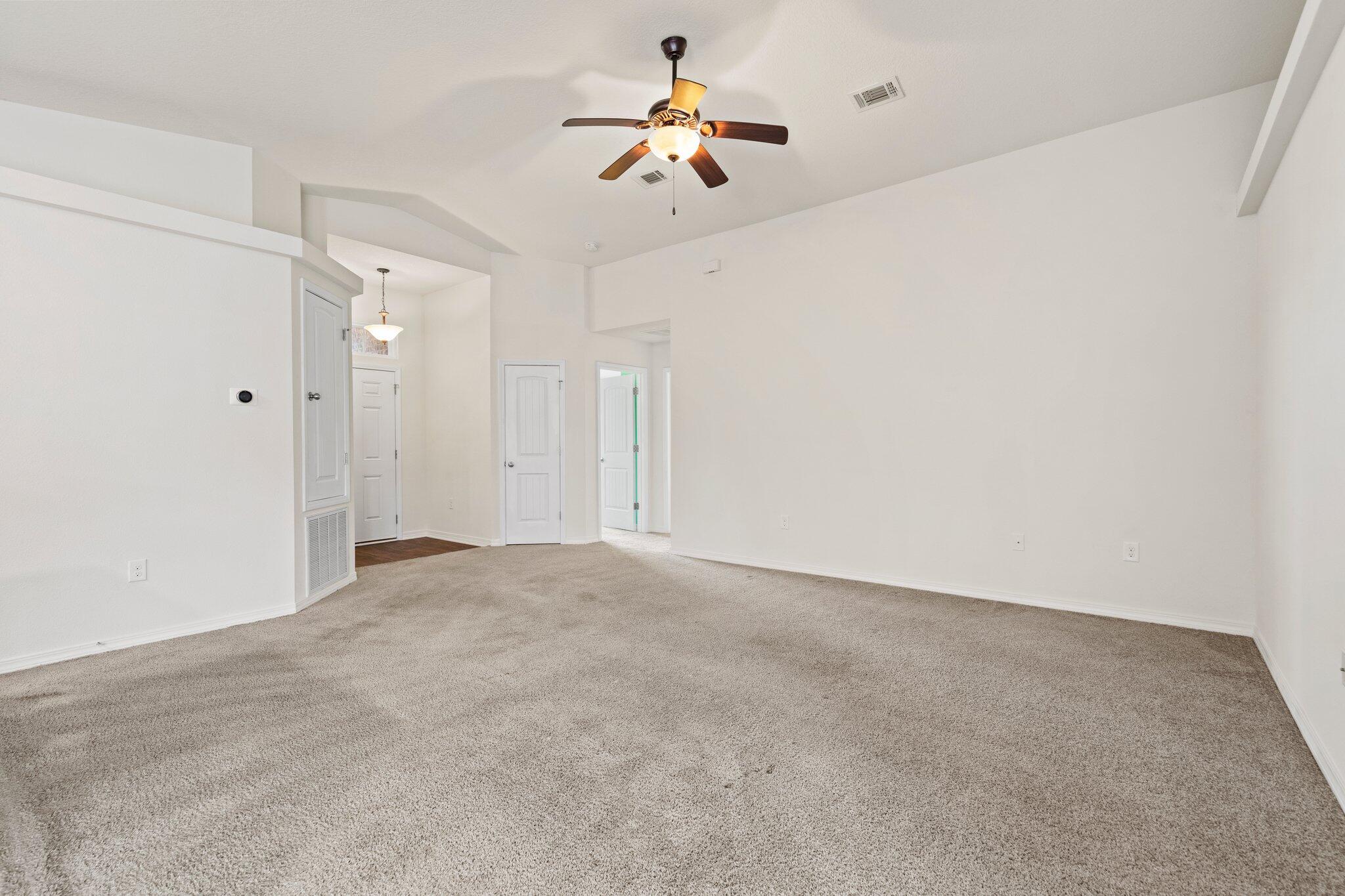 NAVARRE S/D 2ND ADDN - Residential Lease