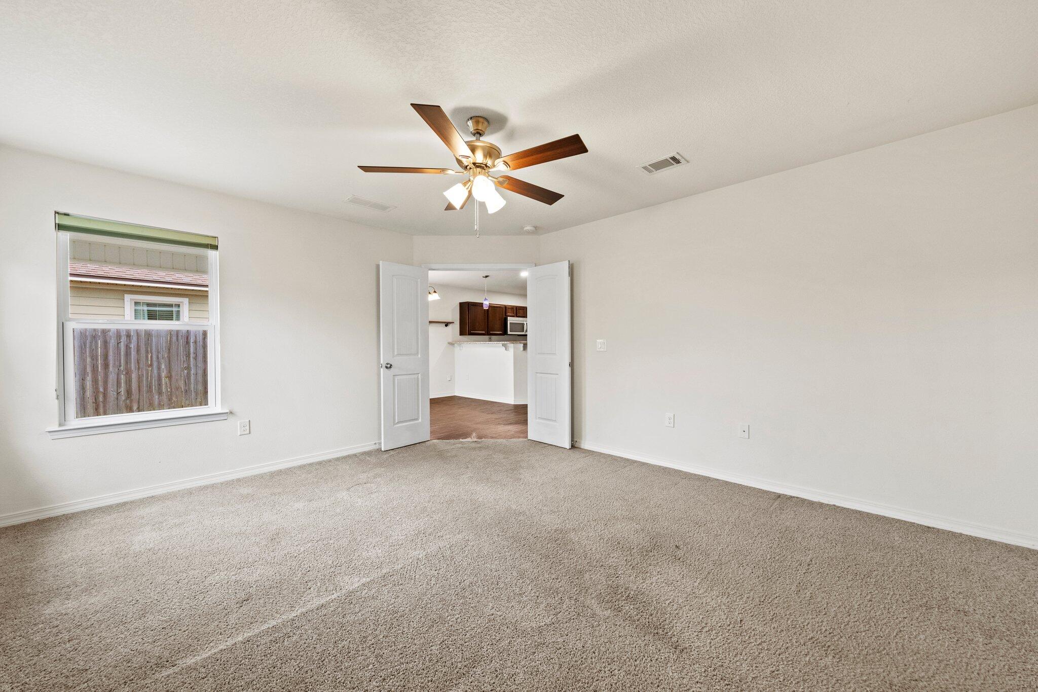 NAVARRE S/D 2ND ADDN - Residential Lease