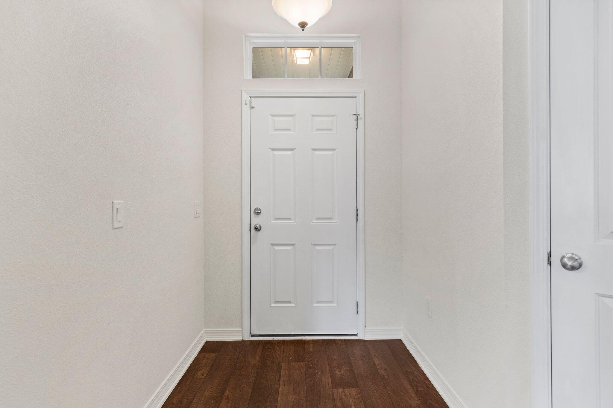 NAVARRE S/D 2ND ADDN - Residential Lease