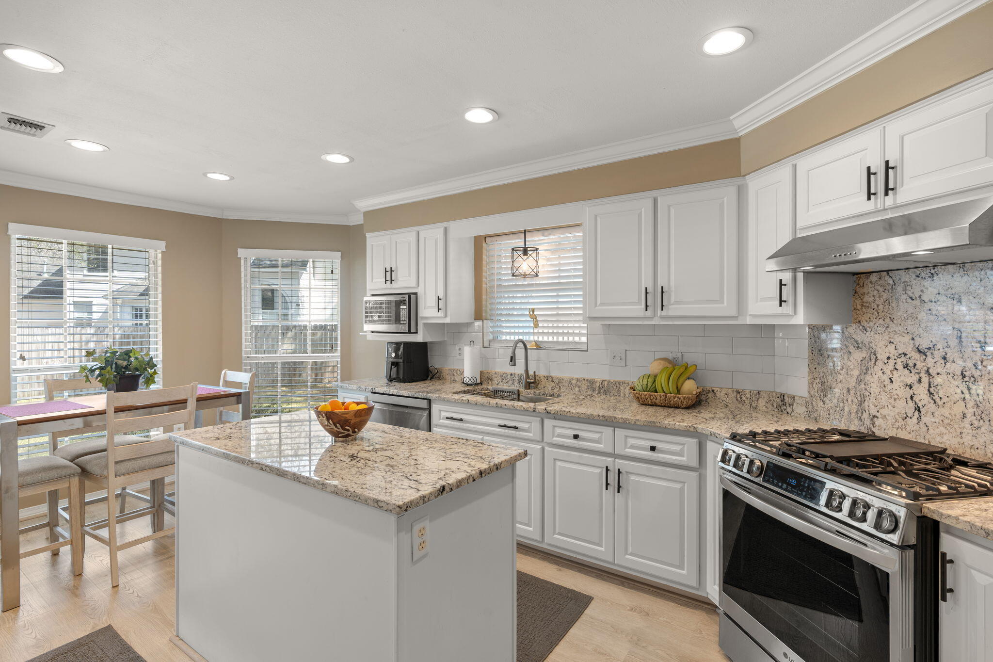 PARKWOOD ESTATES PH 2 BLUEWATER BAY - Residential