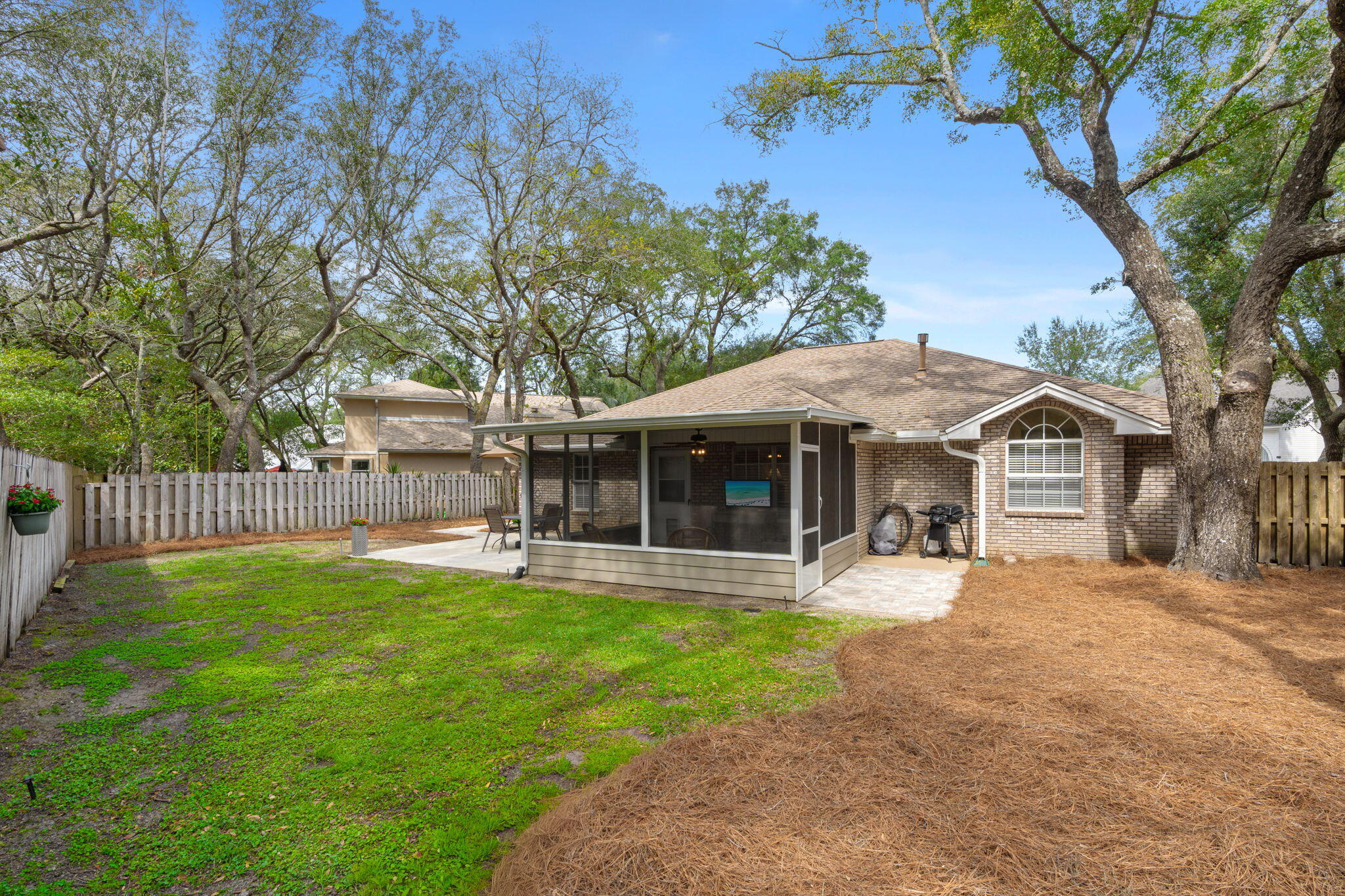 PARKWOOD ESTATES PH 2 BLUEWATER BAY - Residential