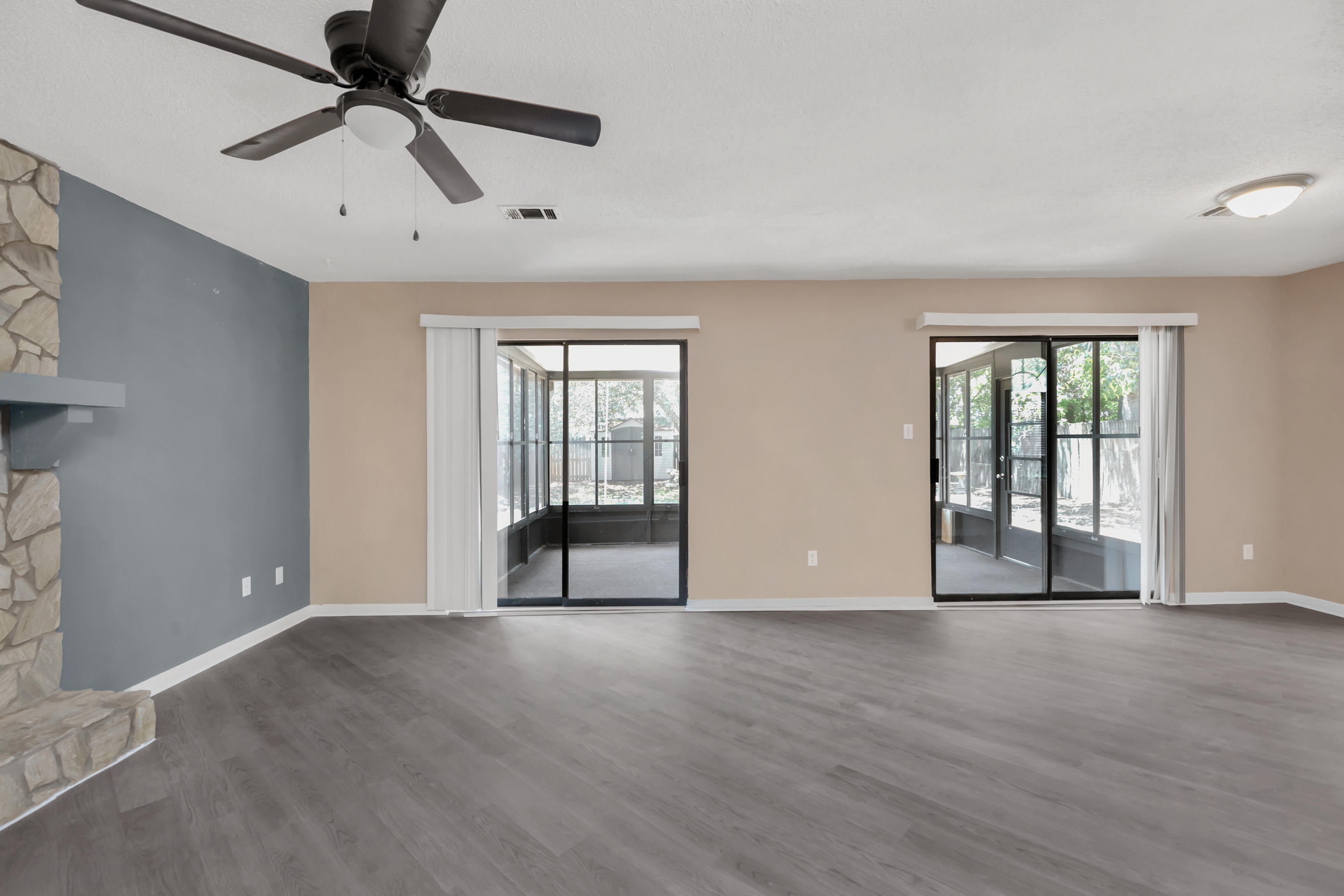 WOODLAND PARK ESTATES - Residential