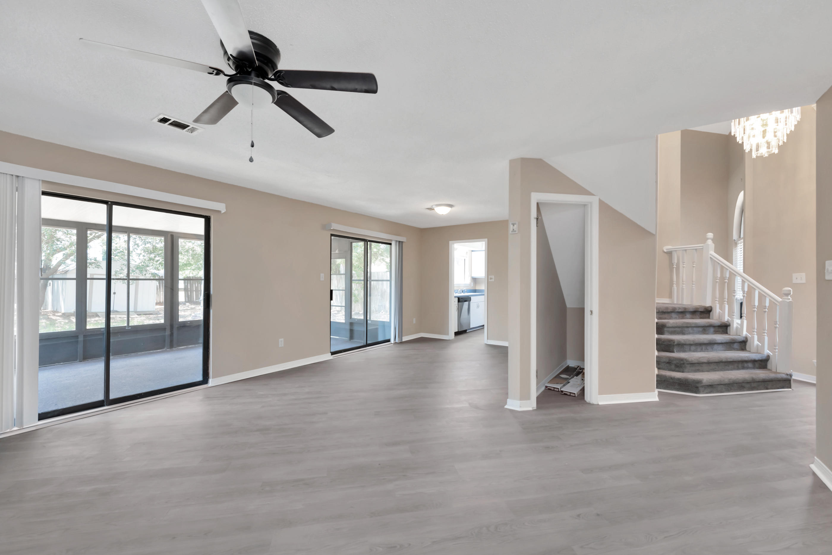 WOODLAND PARK ESTATES - Residential