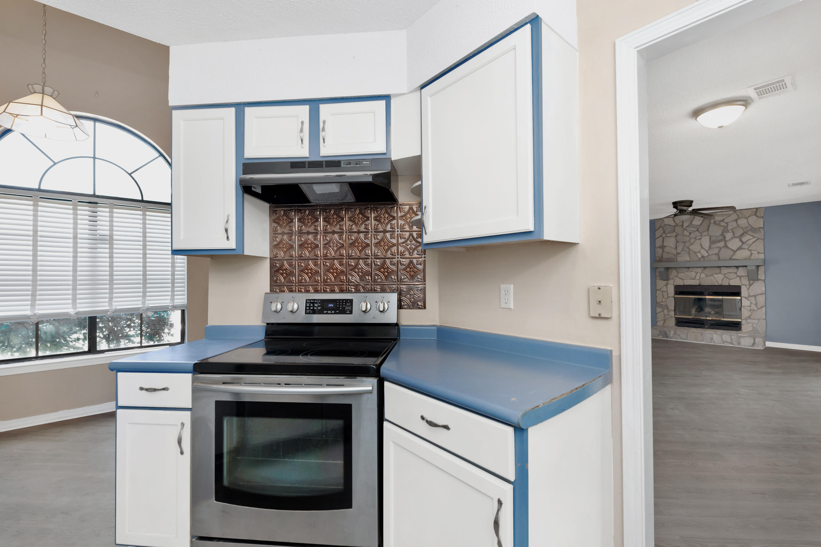 WOODLAND PARK ESTATES - Residential