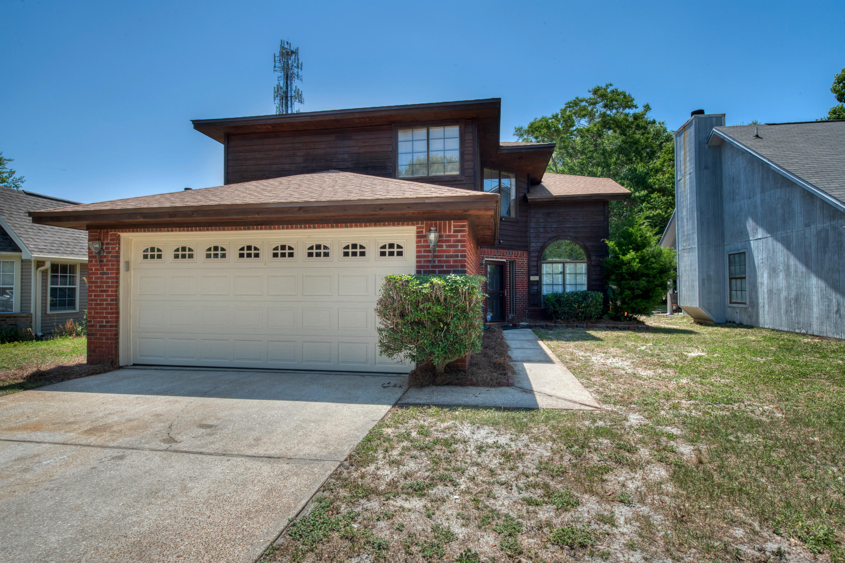 WOODLAND PARK ESTATES - Residential