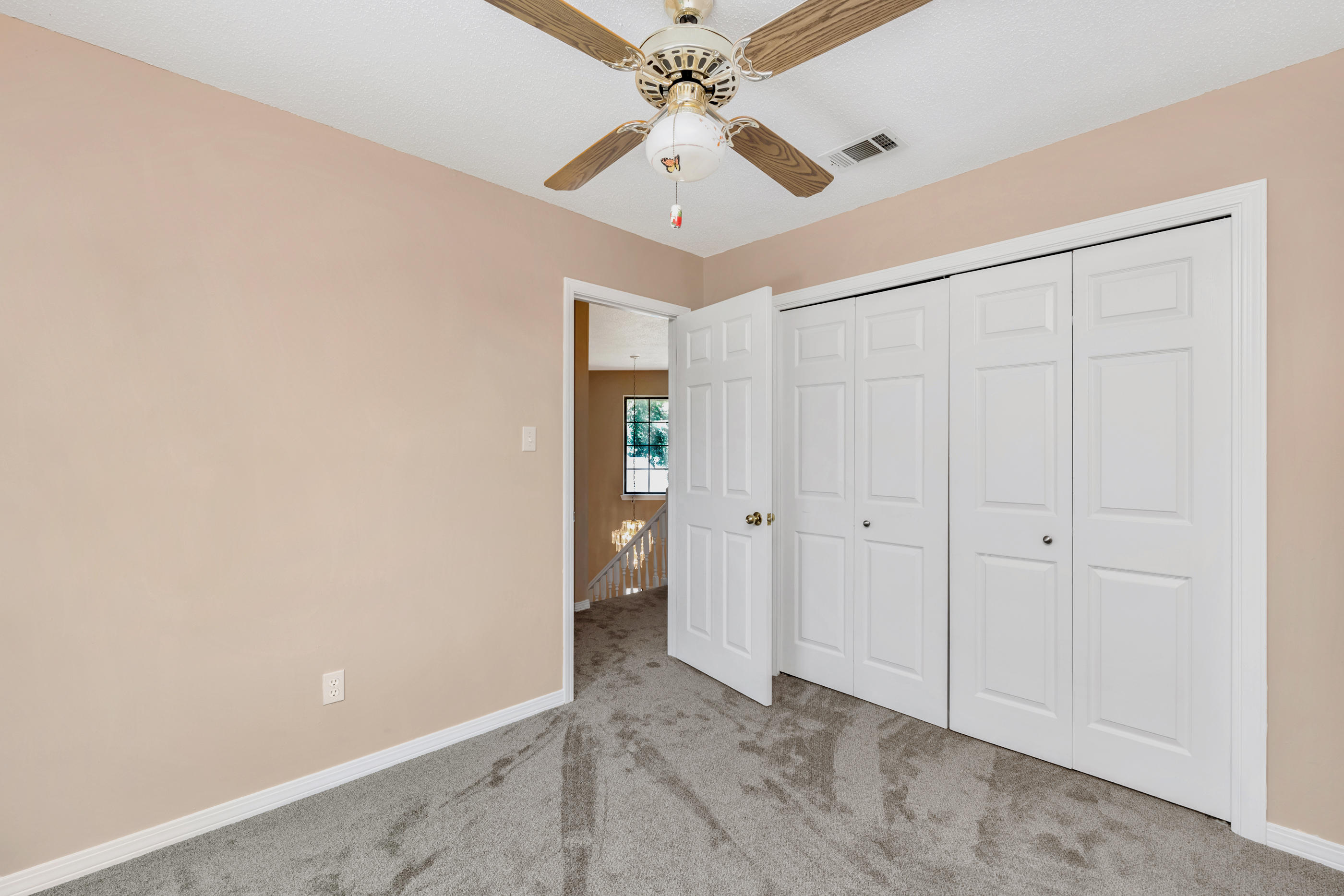 WOODLAND PARK ESTATES - Residential