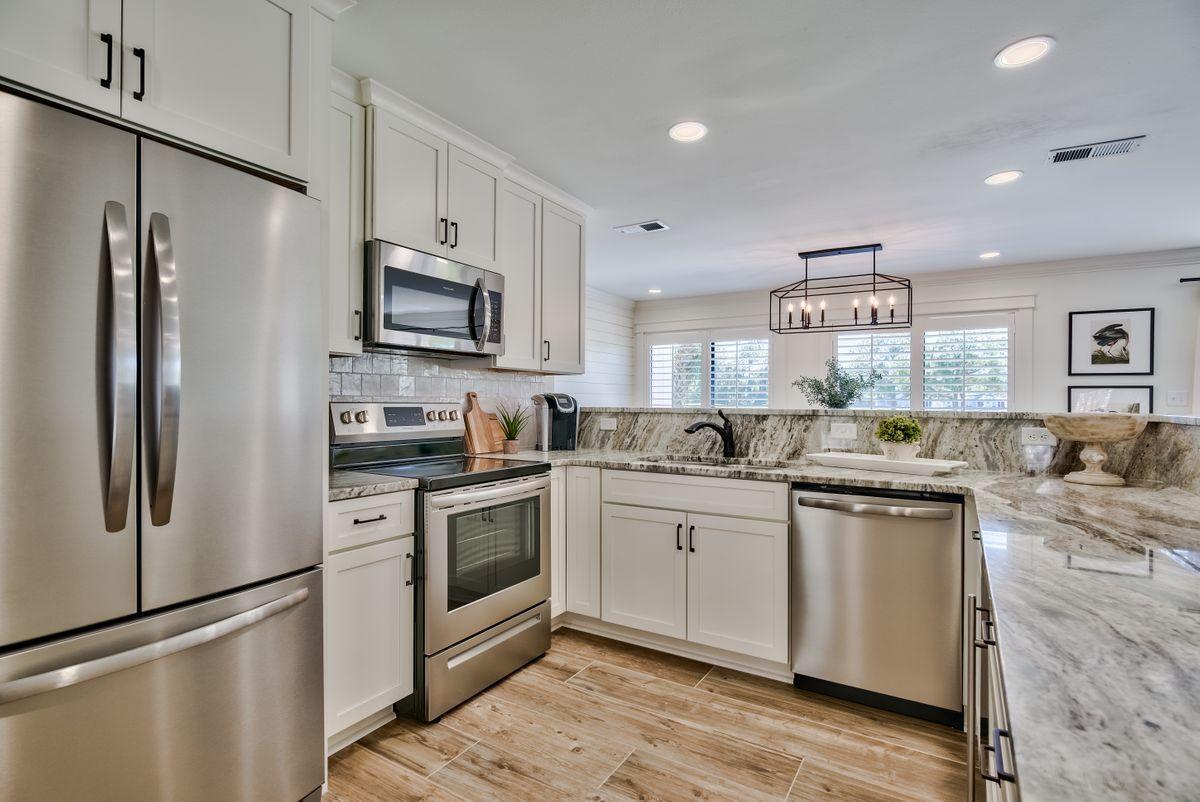 SANDPIPER VILLAGE CONDO - Residential