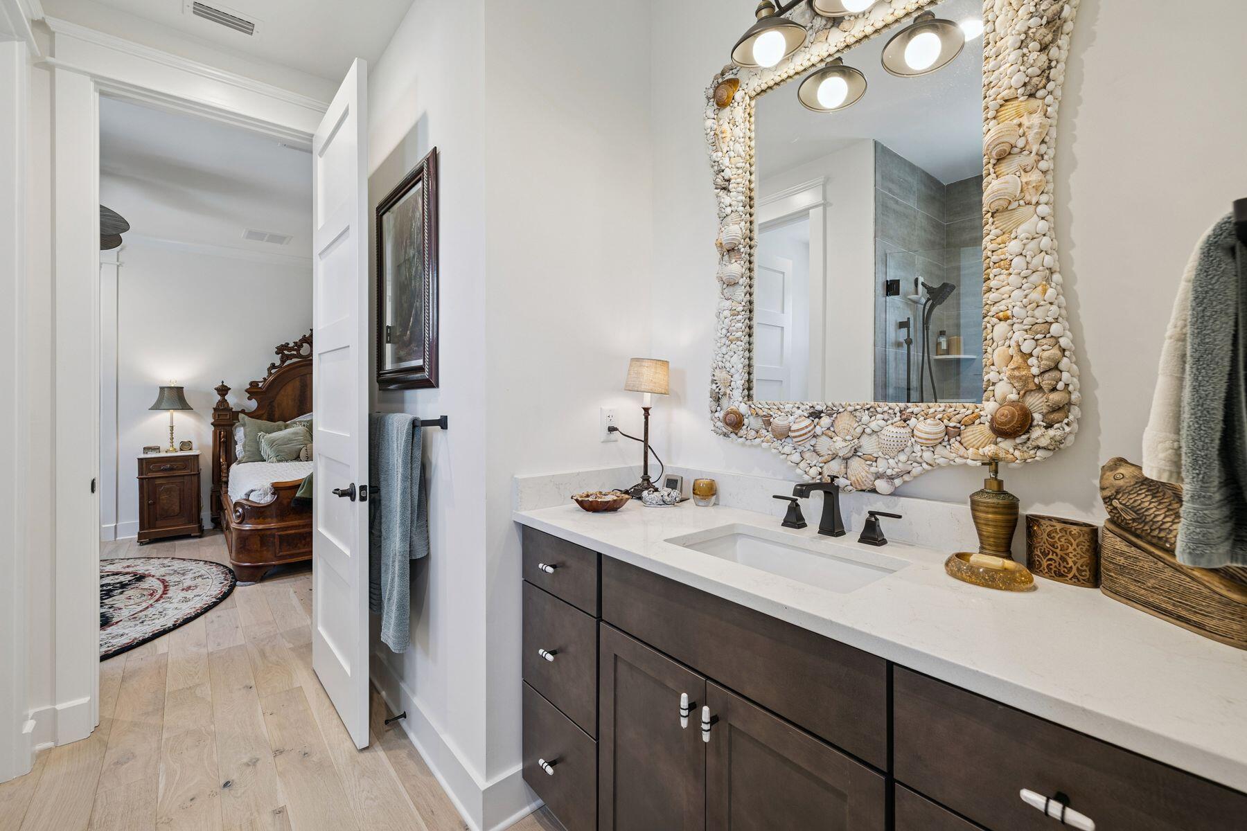 VILLAGE OF WHITE CLIFFS THE - Residential