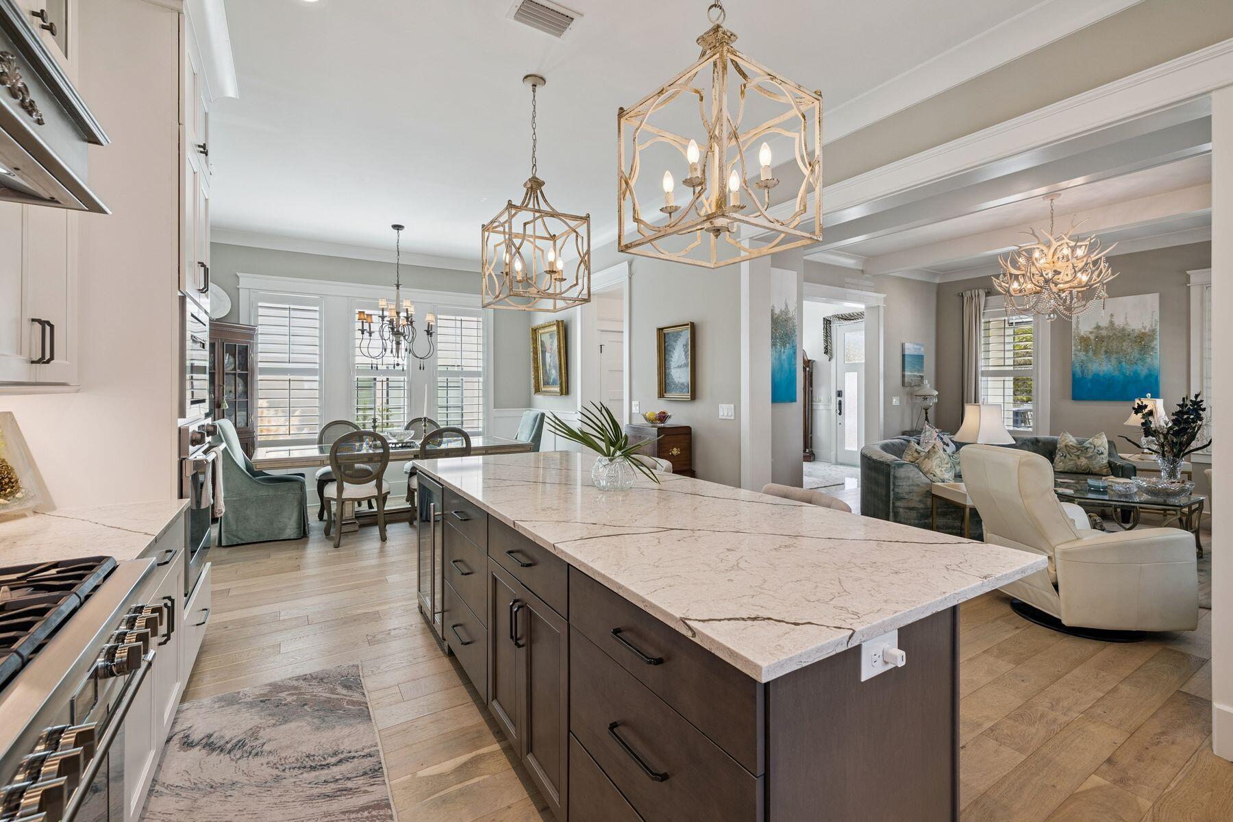 VILLAGE OF WHITE CLIFFS THE - Residential