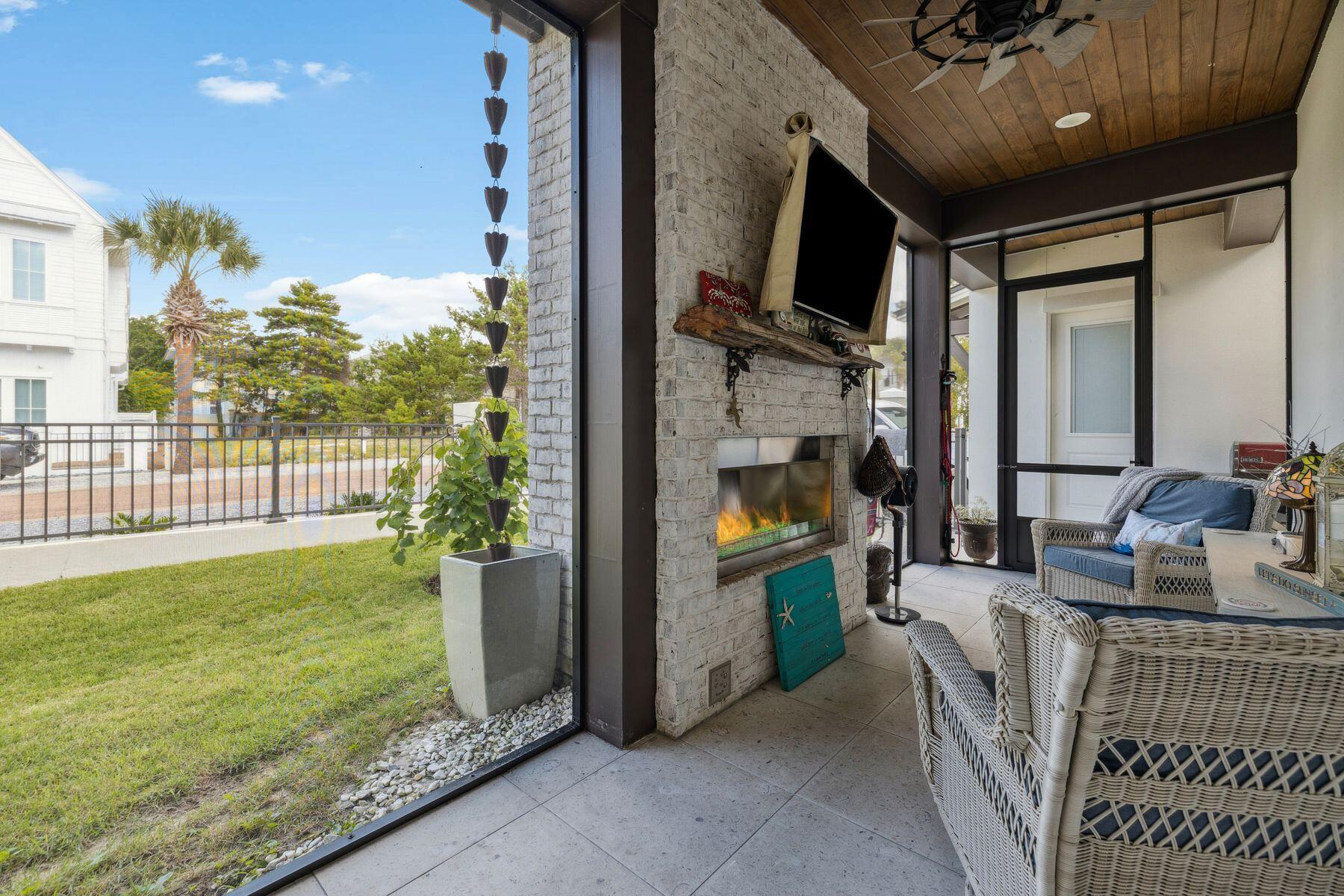 VILLAGE OF WHITE CLIFFS THE - Residential