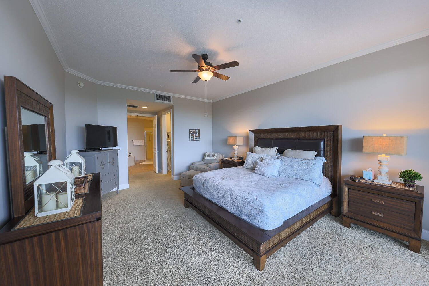 ALEXANDER AT PALM COURT - Residential