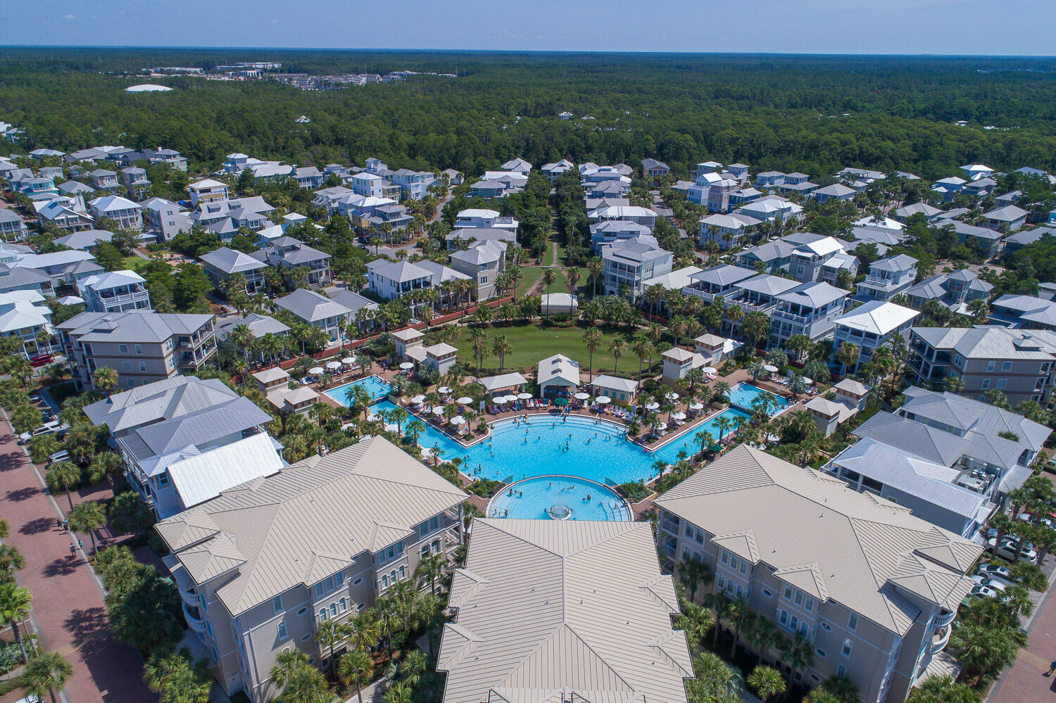 ALEXANDER AT PALM COURT - Residential