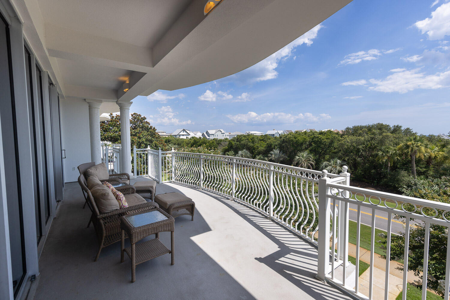 ALEXANDER AT PALM COURT - Residential