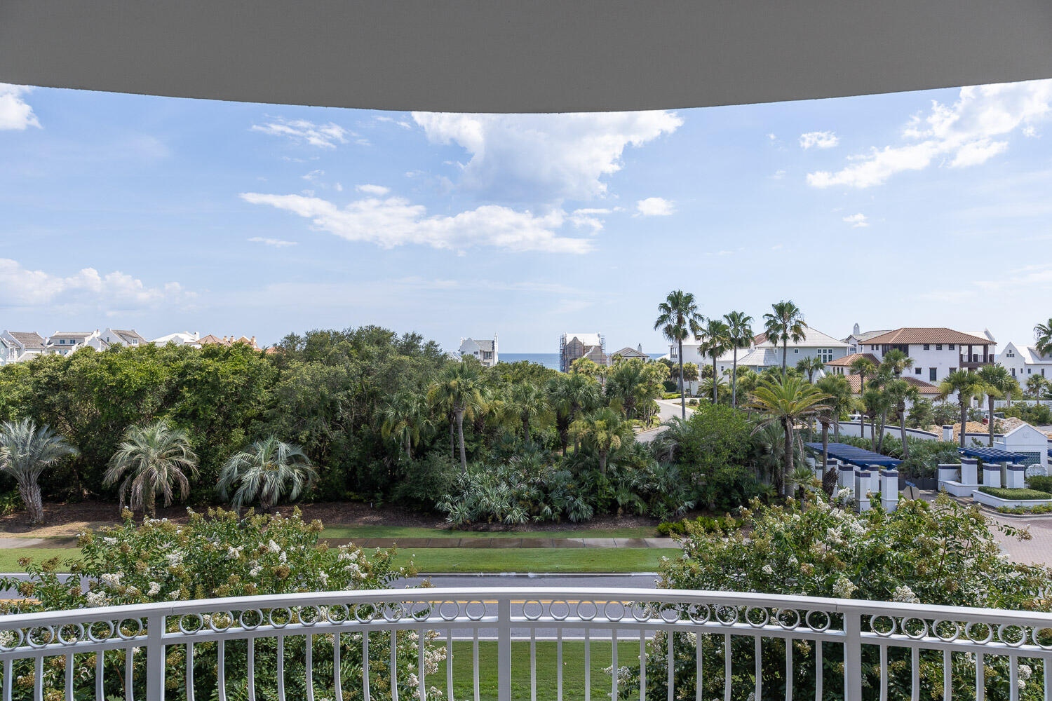 ALEXANDER AT PALM COURT - Residential