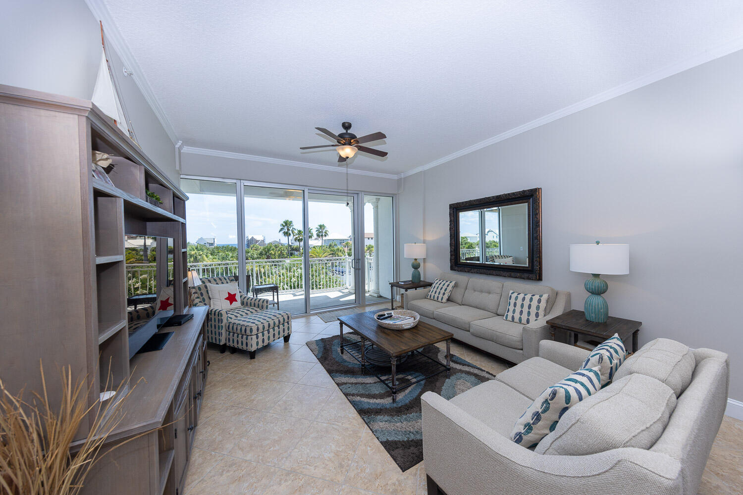 ALEXANDER AT PALM COURT - Residential