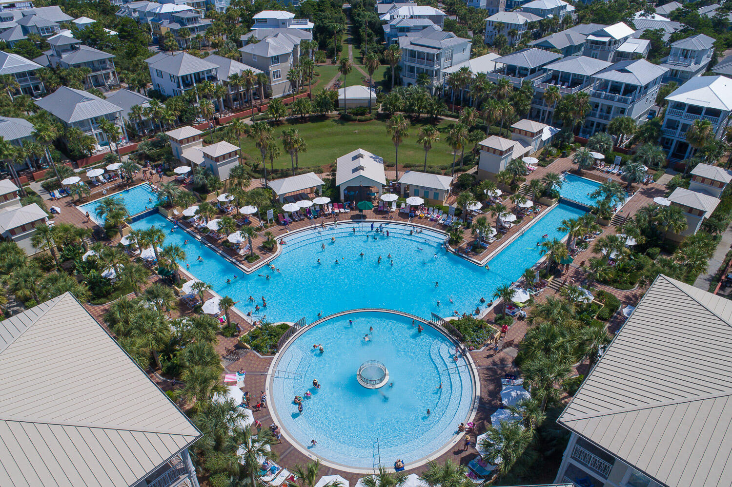 ALEXANDER AT PALM COURT - Residential