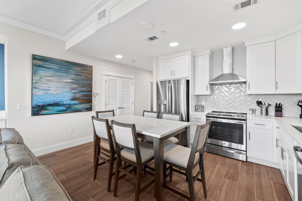 Parkside at the Henderson - Residential