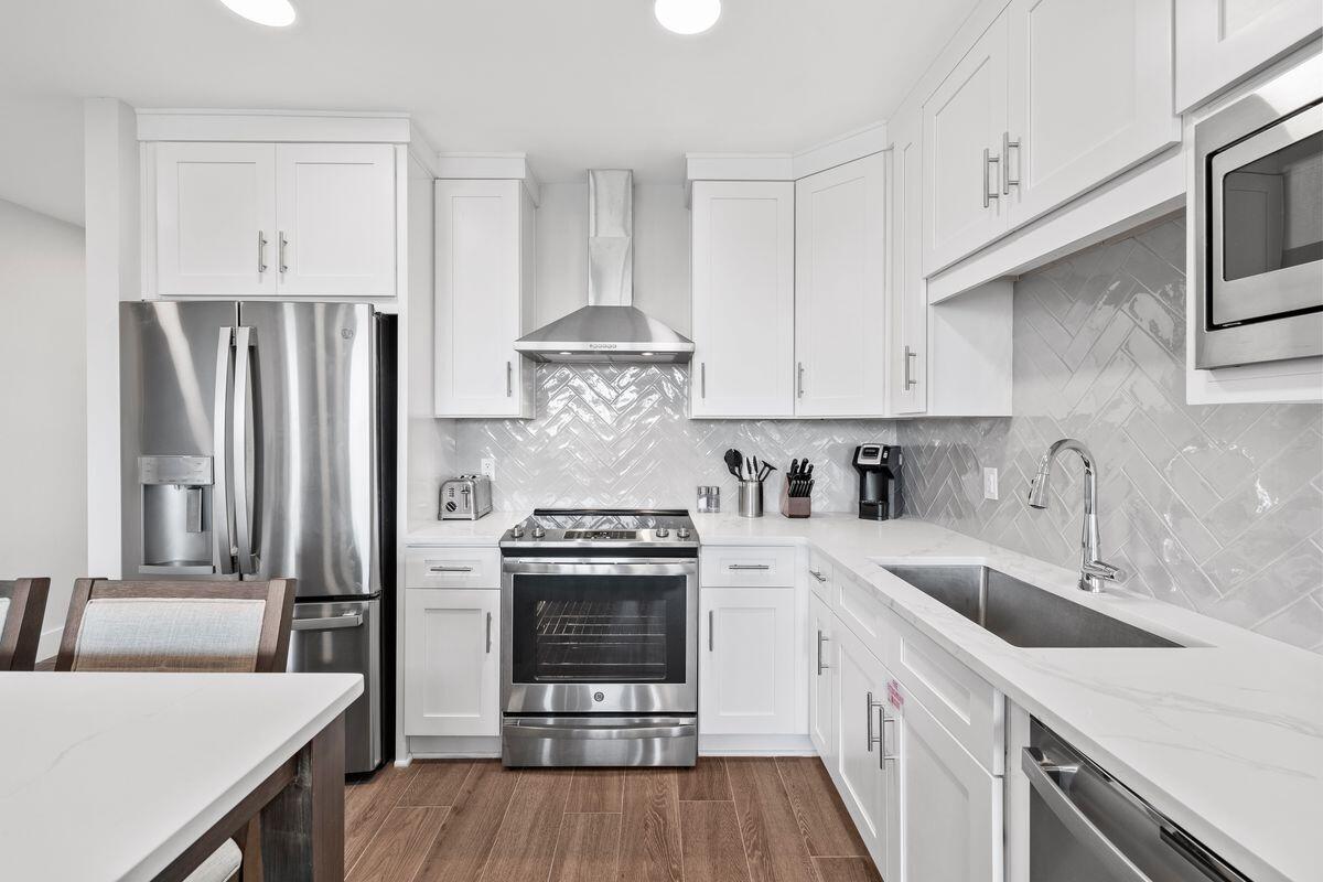 Parkside at the Henderson - Residential