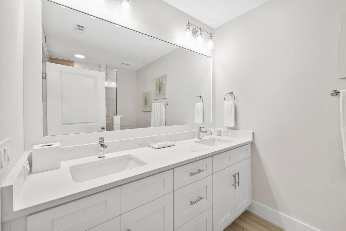 Parkside at the Henderson - Residential
