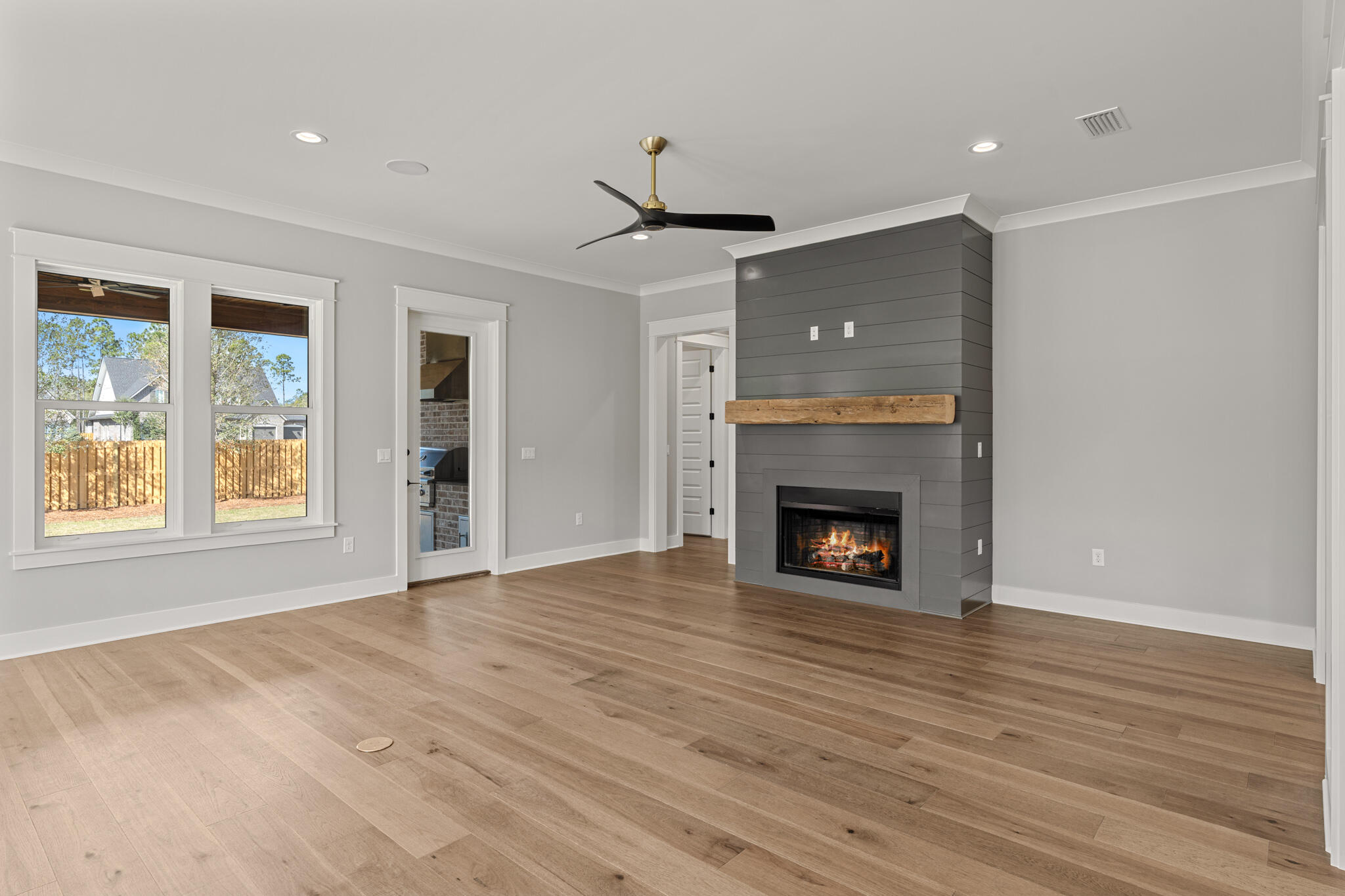 HAMMOCK BAY - Residential