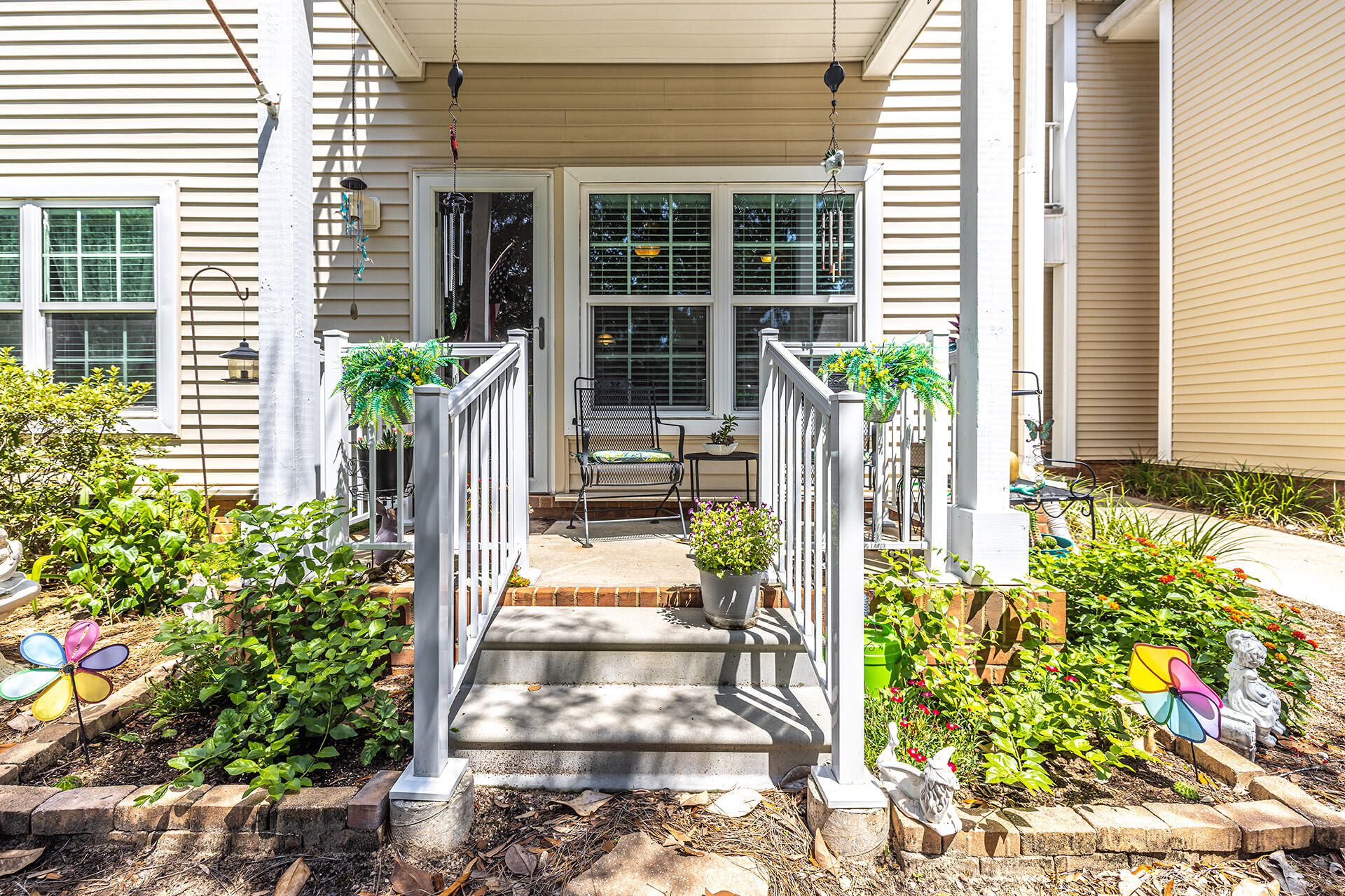 THE OAKS - Residential