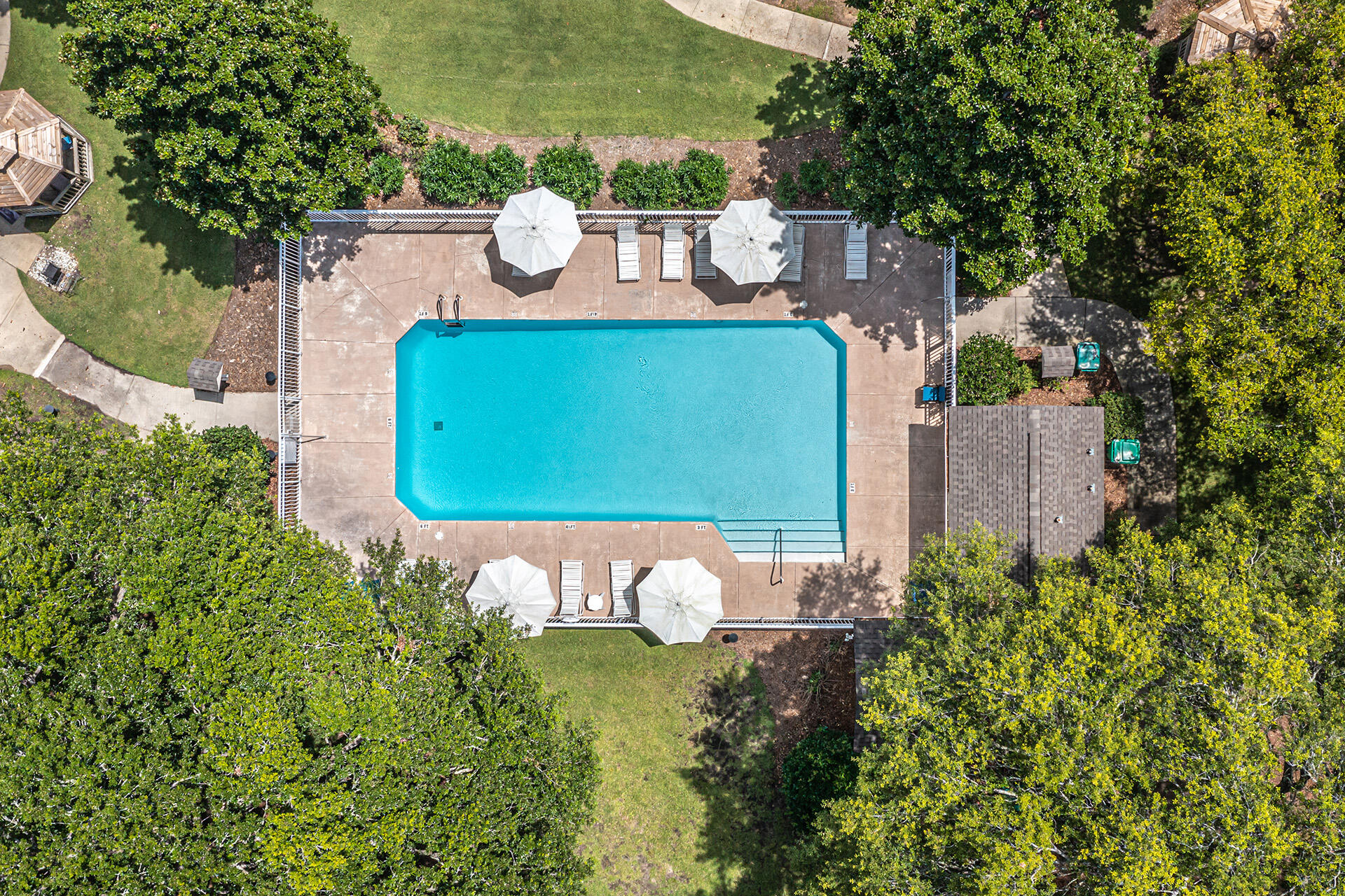 THE OAKS - Residential