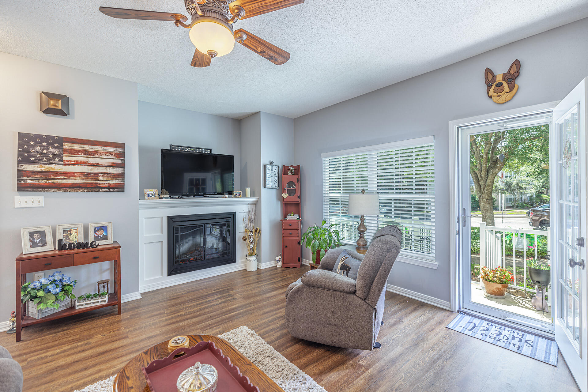 THE OAKS - Residential