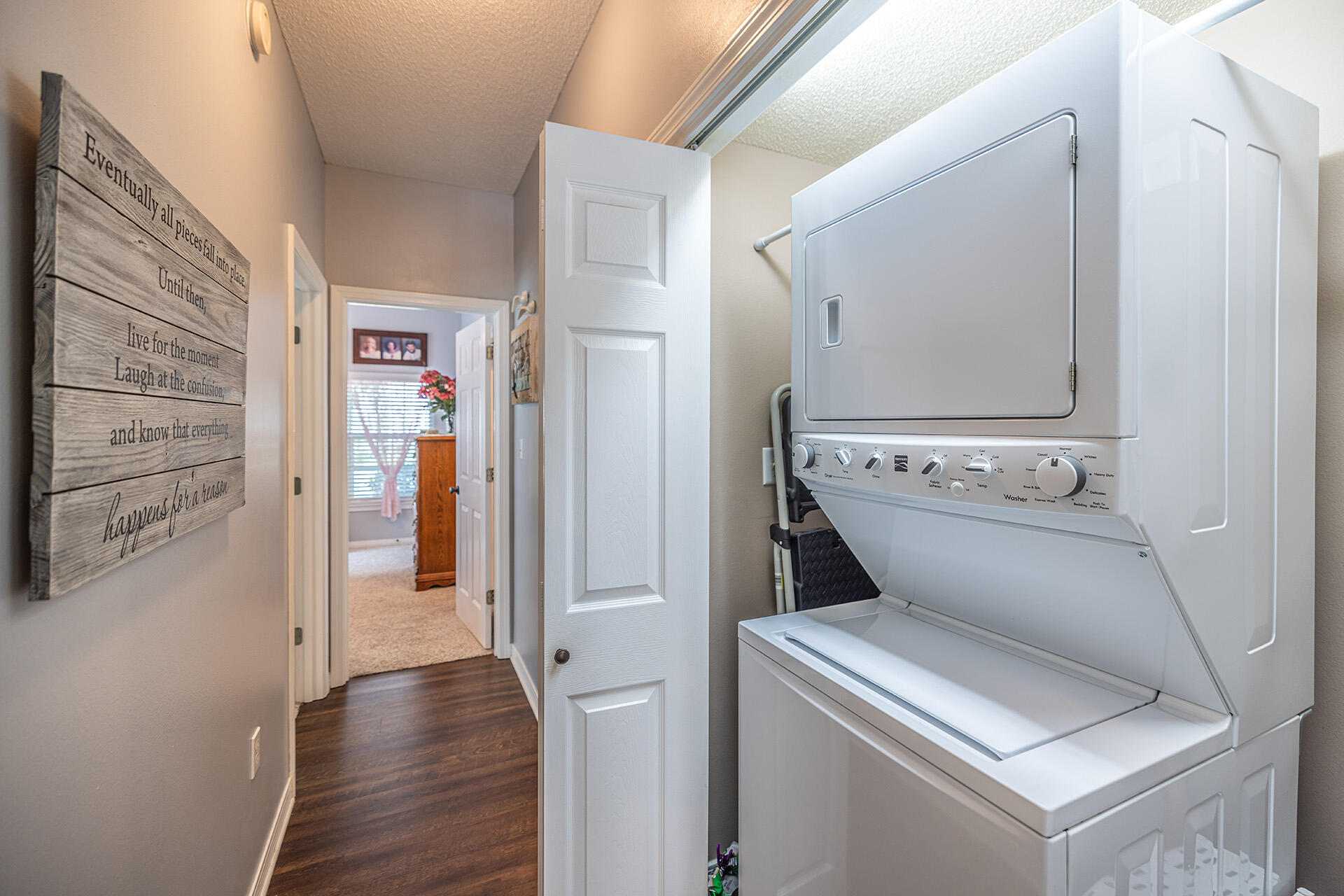 THE OAKS - Residential