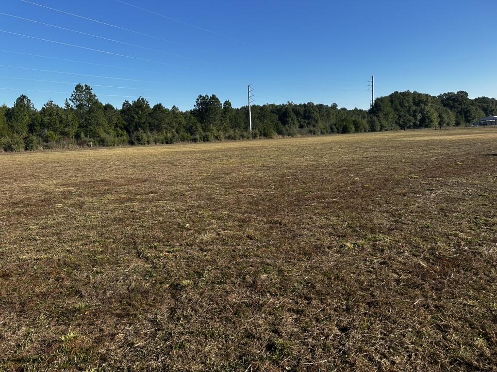 METES & BOUNDS - Land