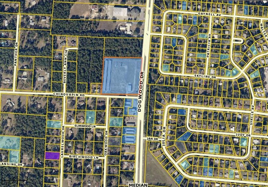 12 indiviual buildings totaling 363 units. occupancy was 25% upon bank taking title, and spent $70,000 in differed maintenance to get the property sold to storage operator.