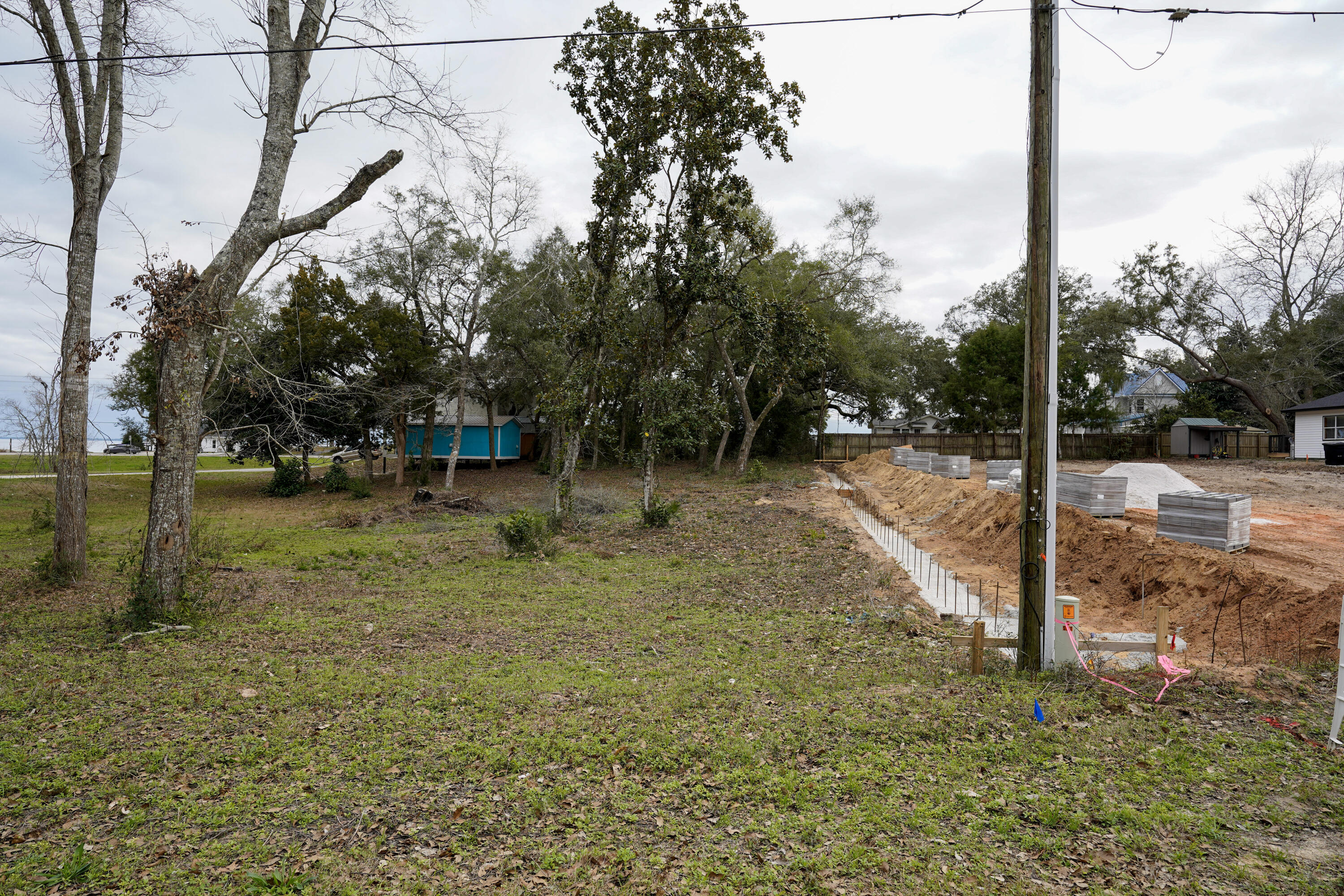 CHICKASAW S/D - Land