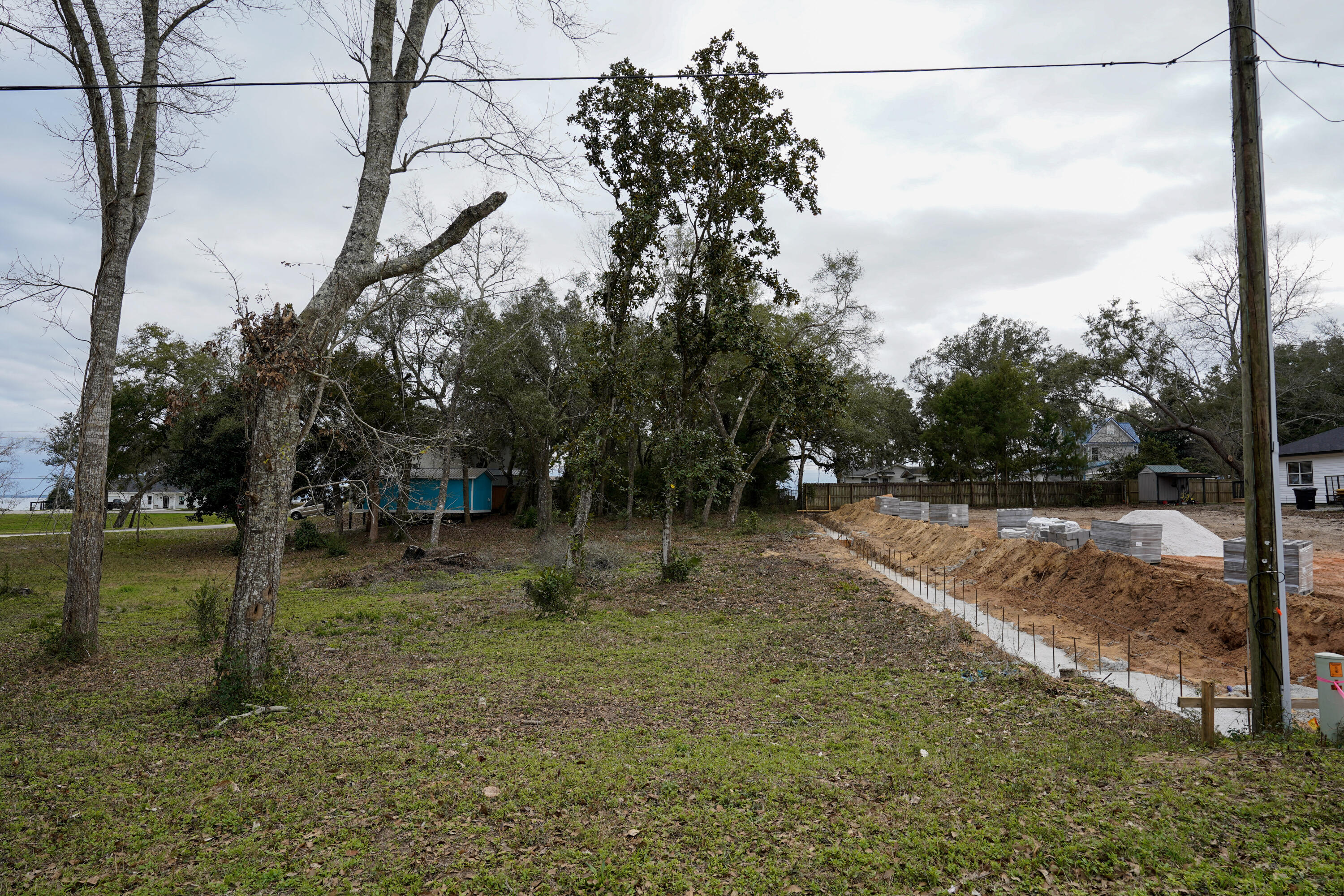 CHICKASAW S/D - Land