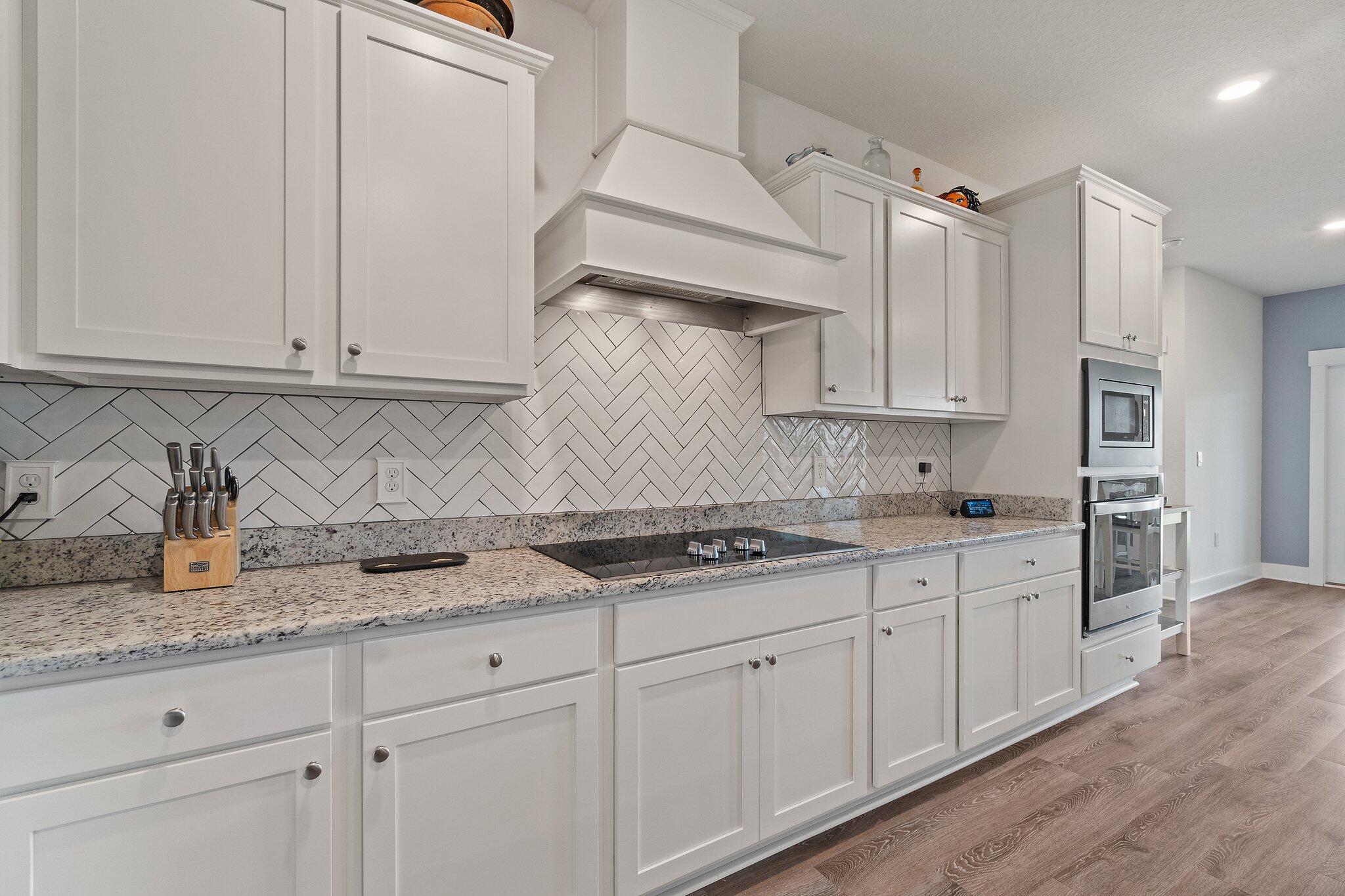 SAILFISH POINTE - Residential