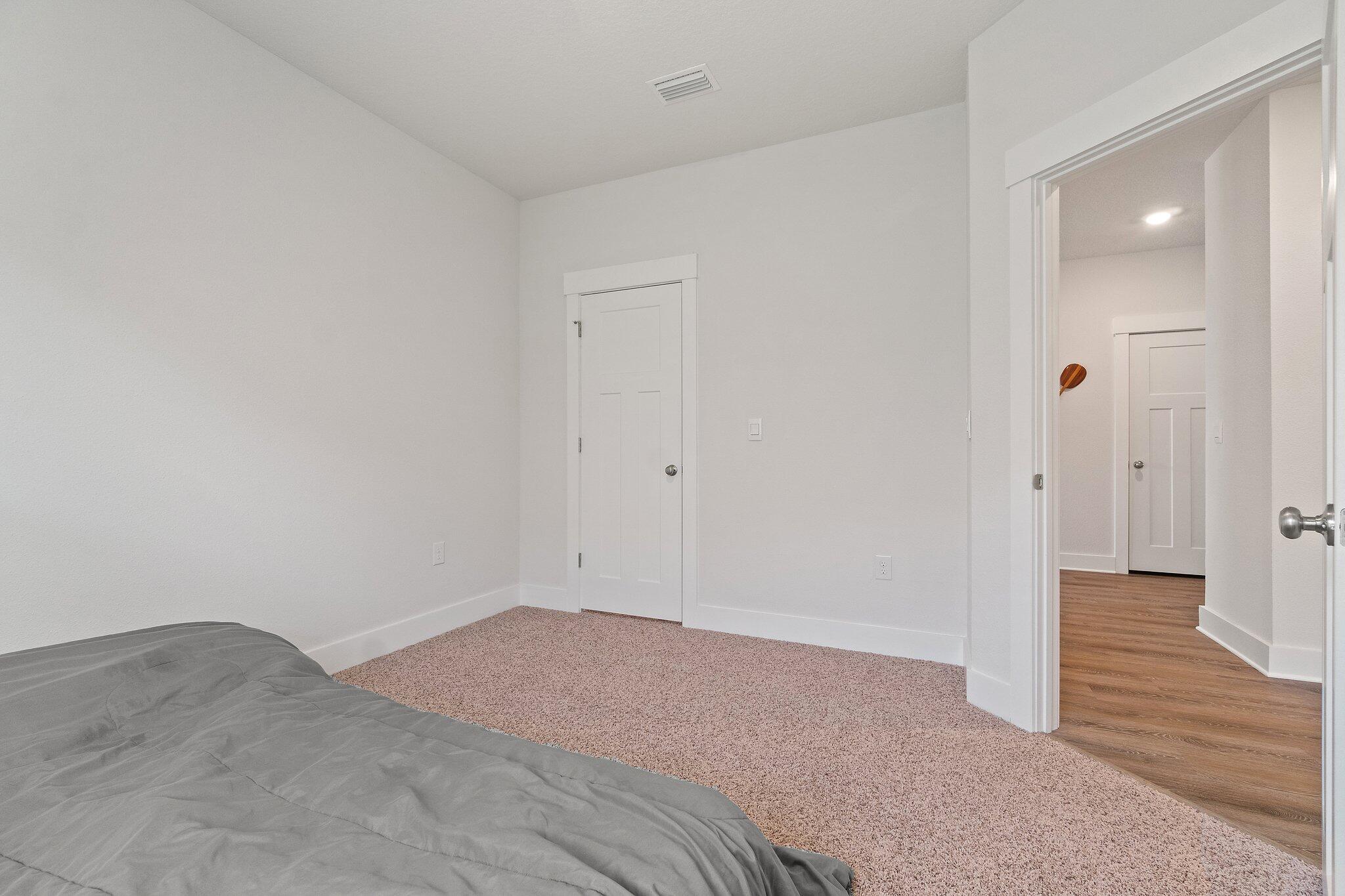 SAILFISH POINTE - Residential