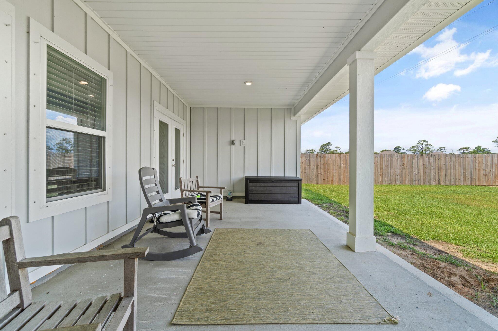 SAILFISH POINTE - Residential