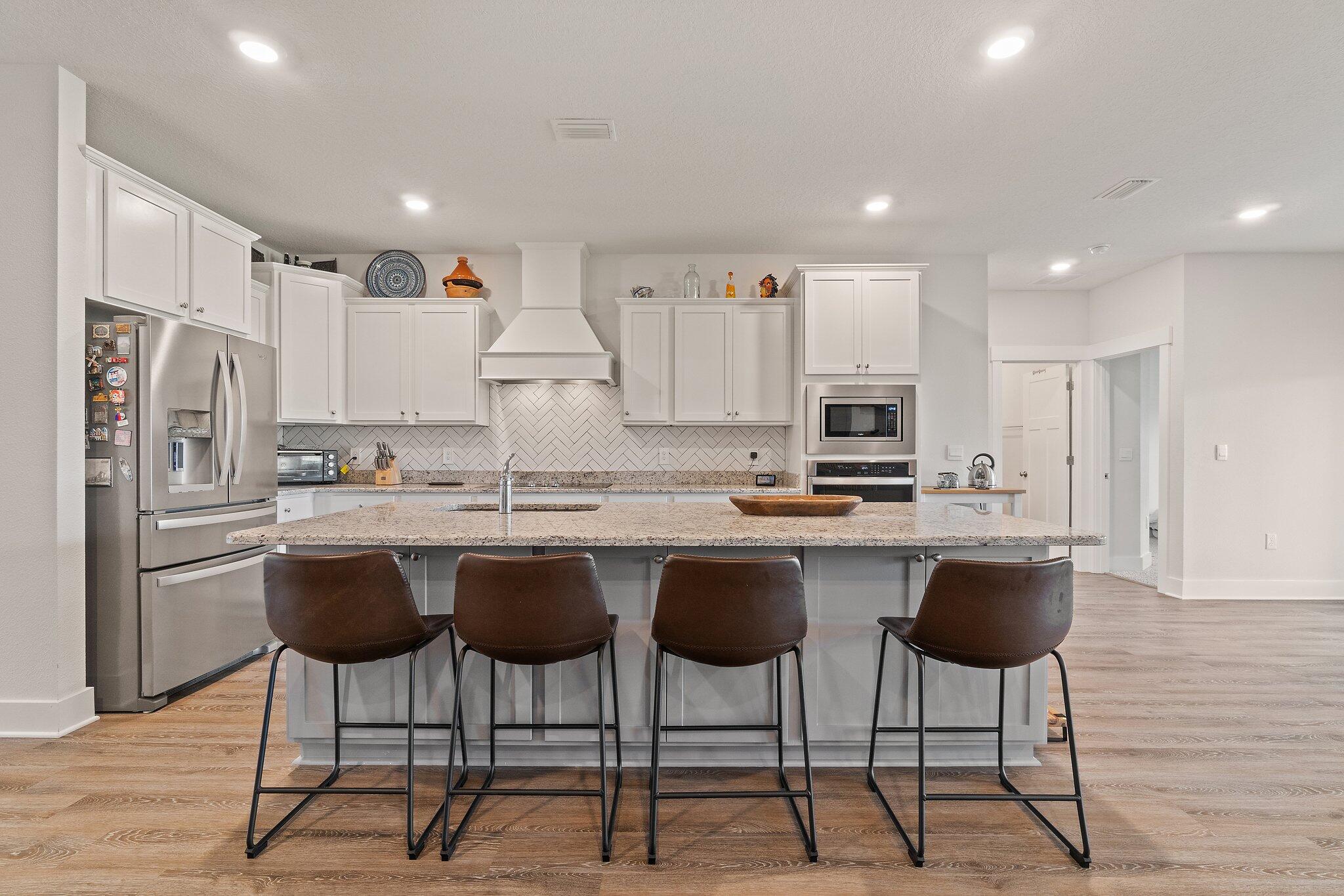 SAILFISH POINTE - Residential