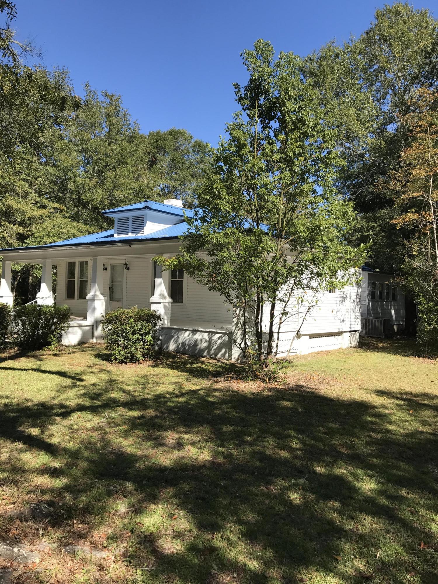TOWN OF DEFUNIAK SPRINGS - Residential