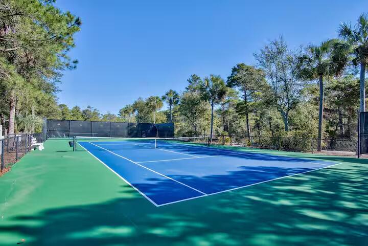 Gulf Place Residences - Residential