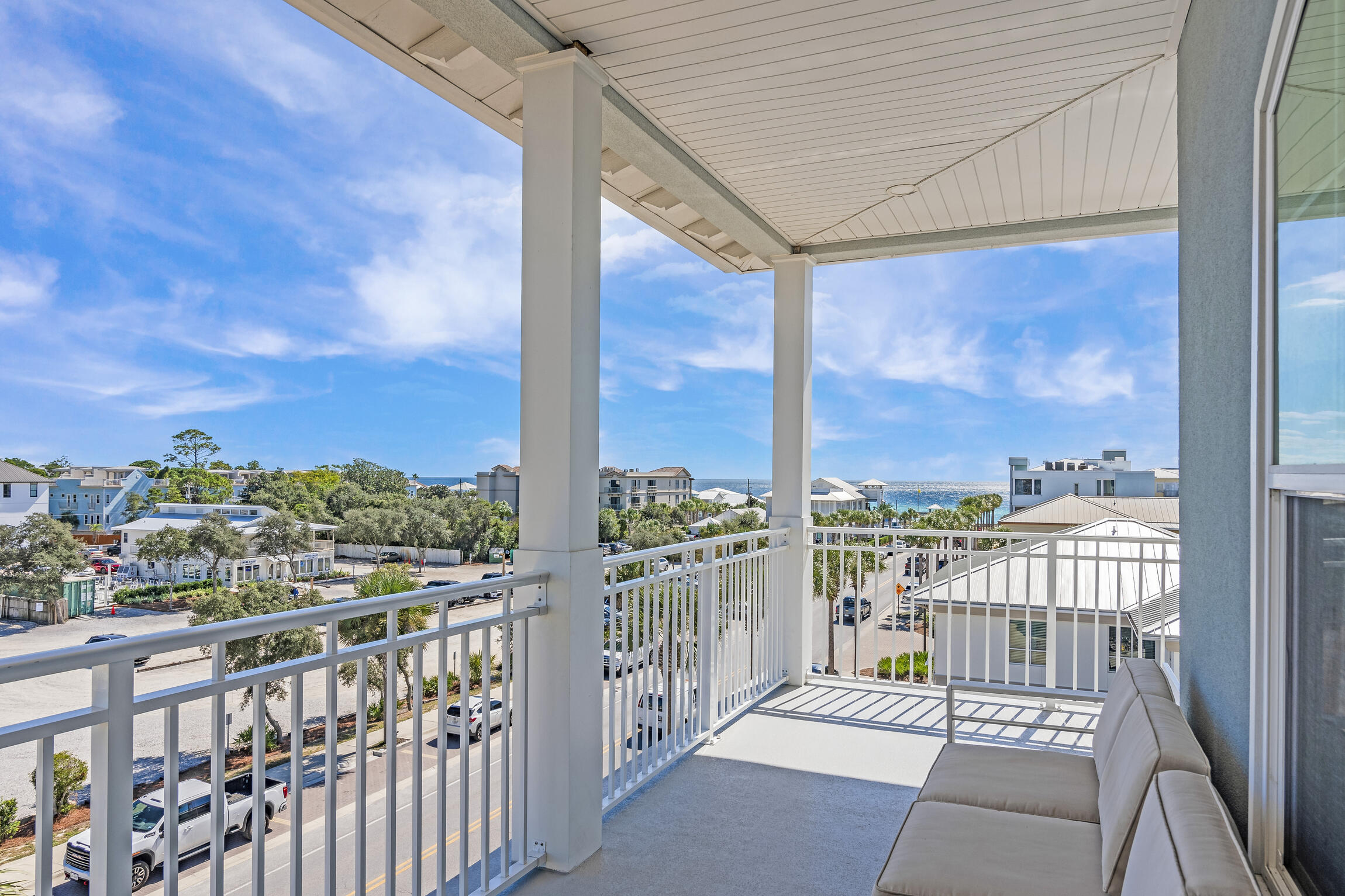 Gulf Place Residences - Residential