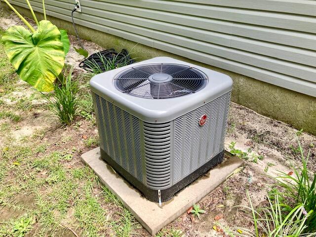 TOWN OF DEFUNIAK SPRINGS - Residential