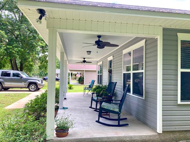 TOWN OF DEFUNIAK SPRINGS - Residential