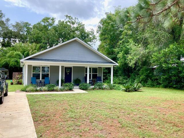 TOWN OF DEFUNIAK SPRINGS - Residential