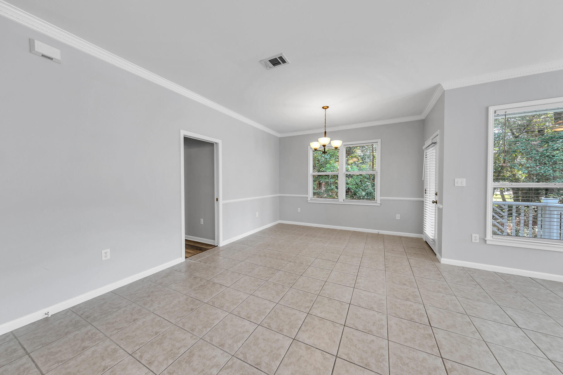 TOWN OF SANTA ROSA - Residential Lease