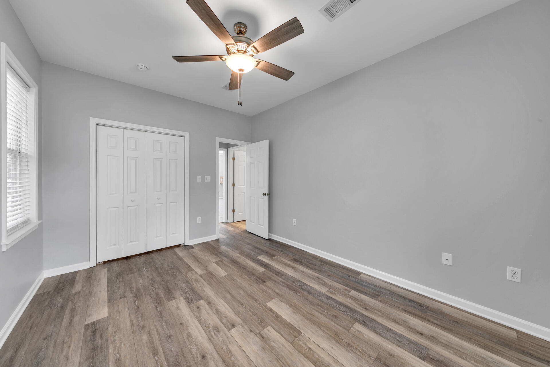 TOWN OF SANTA ROSA - Residential Lease