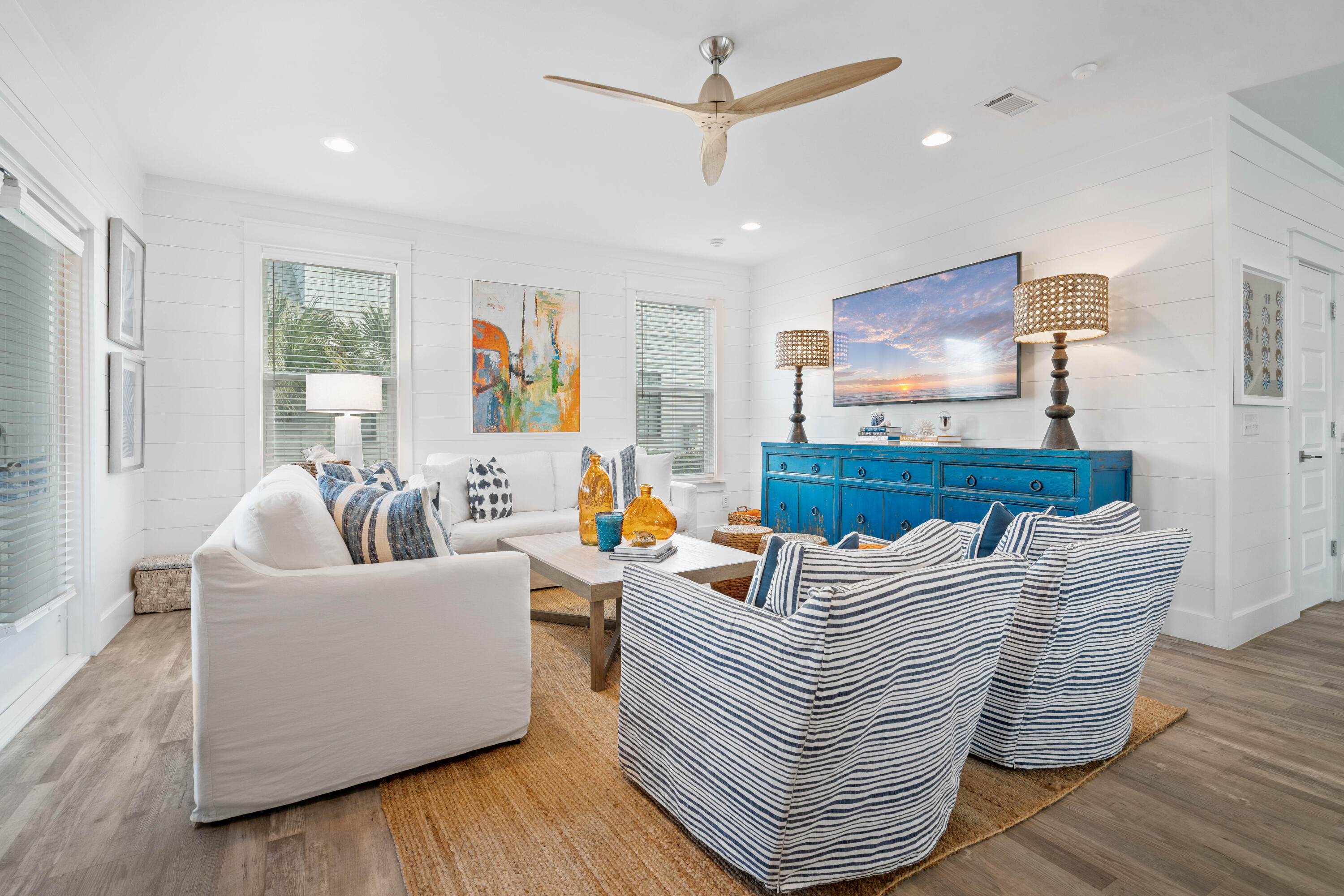 SEABREEZE - Residential